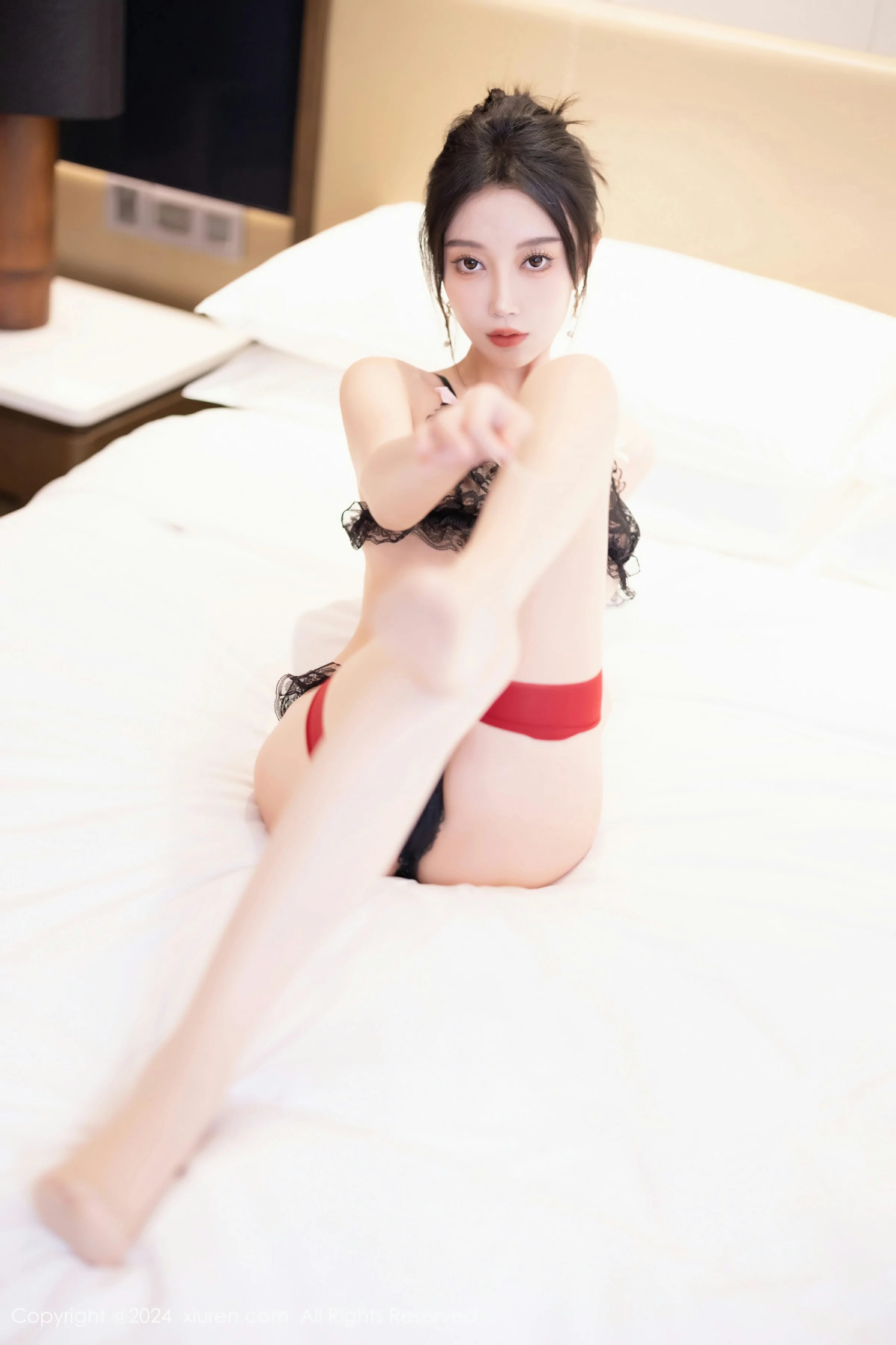 [XiuRen秀人网] 2024.05.21 No.8574 玥儿玥第16张