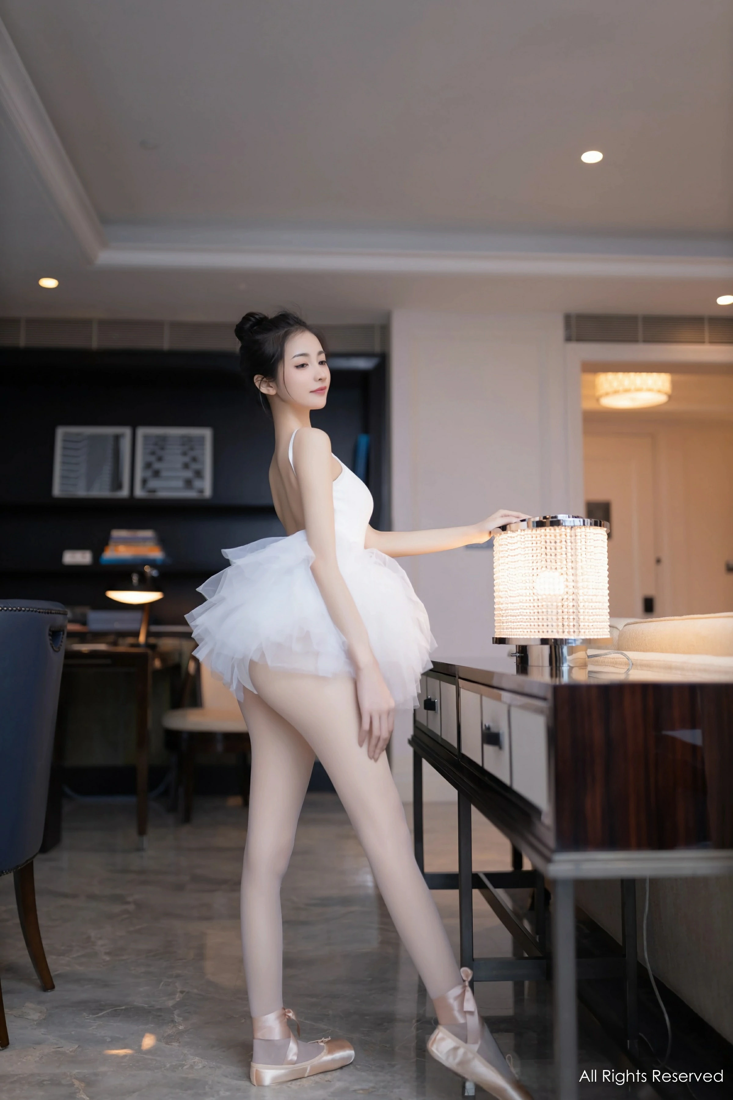 [XiuRen秀人网] 2024.06.05 No.8657 鱼尾fish第3张