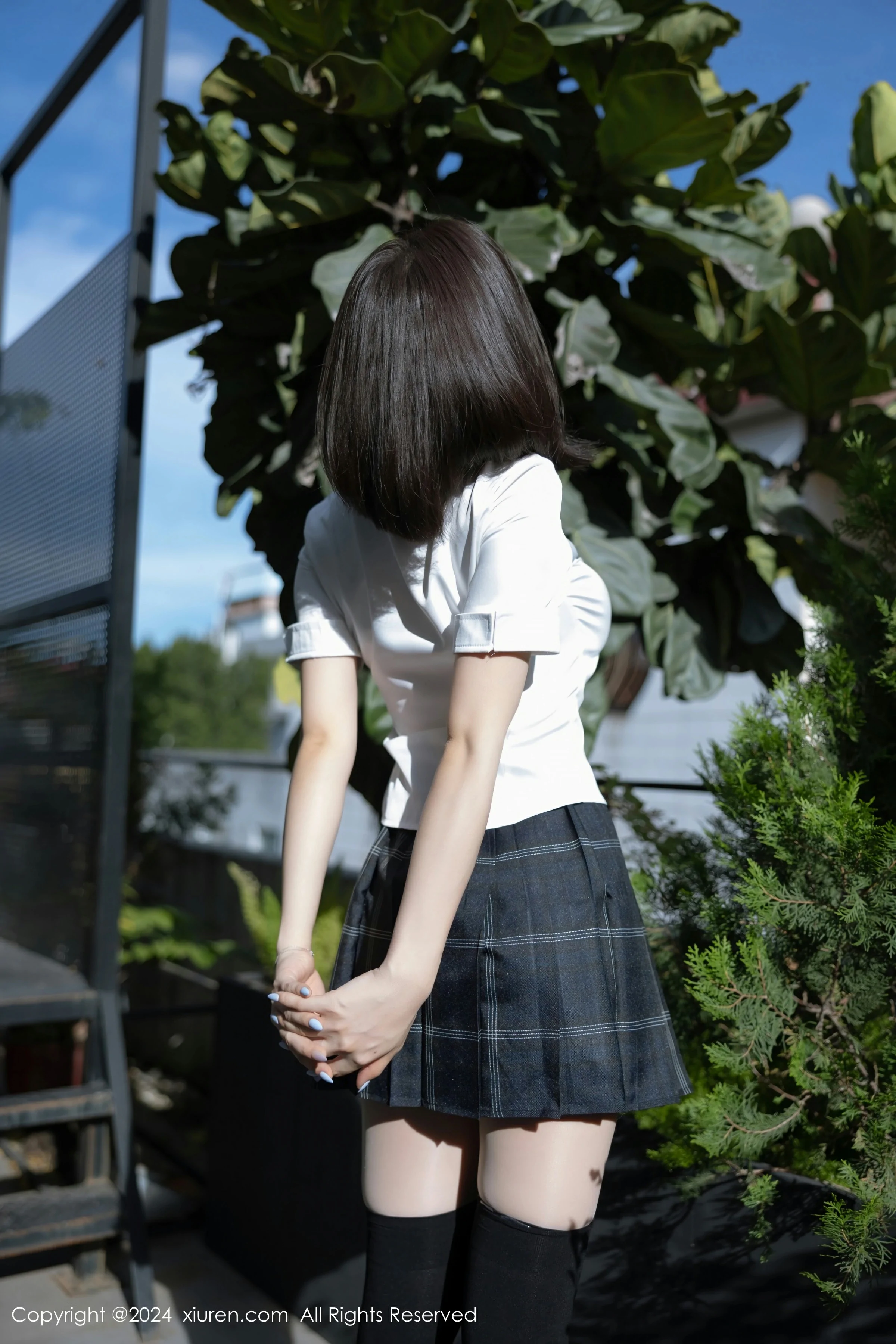 [XiuRen秀人网] 2024.07.01 No.8785 徐莉芝Booty第1张