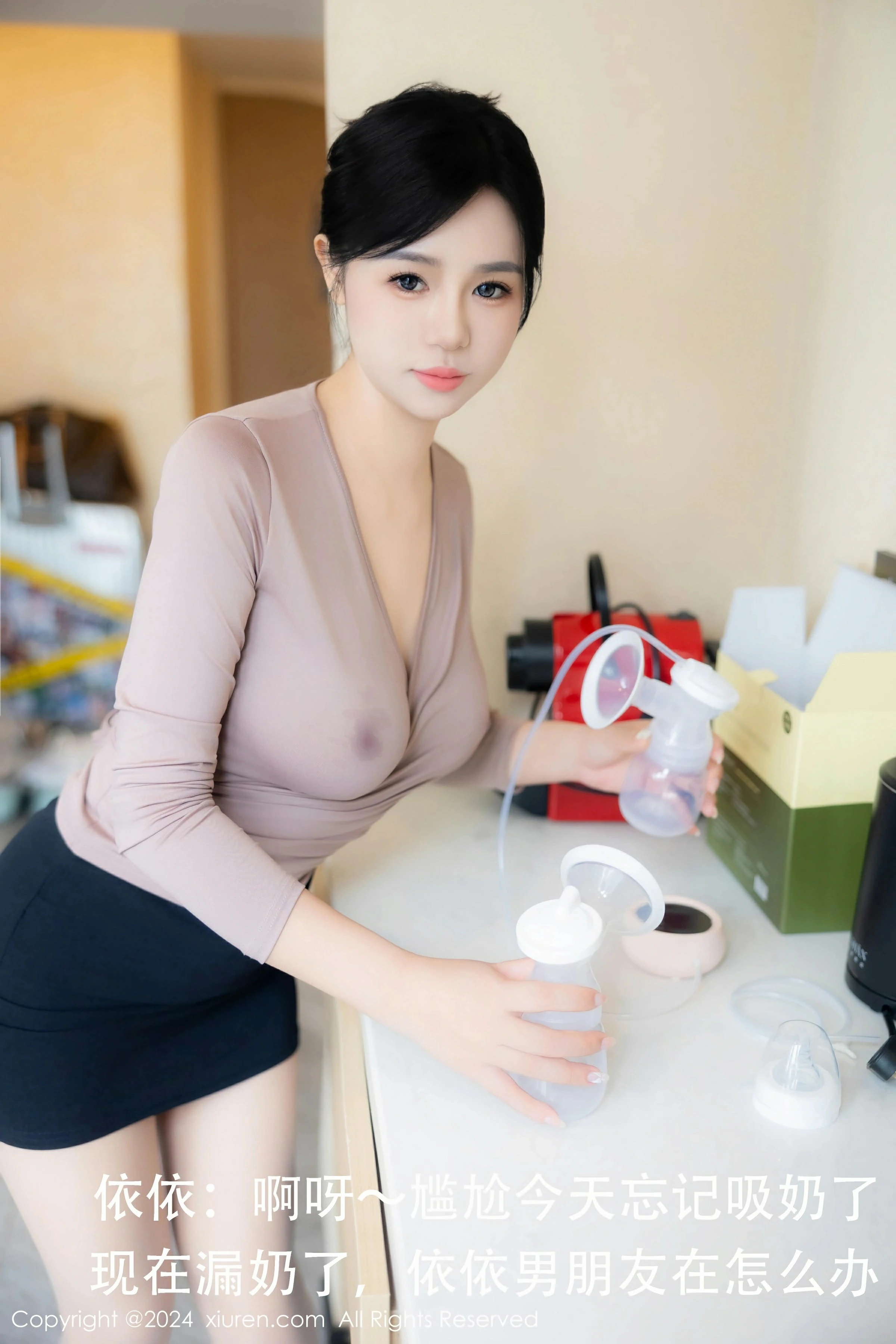 [XiuRen秀人网] 2024.07.03 No.8798 金小依第1张