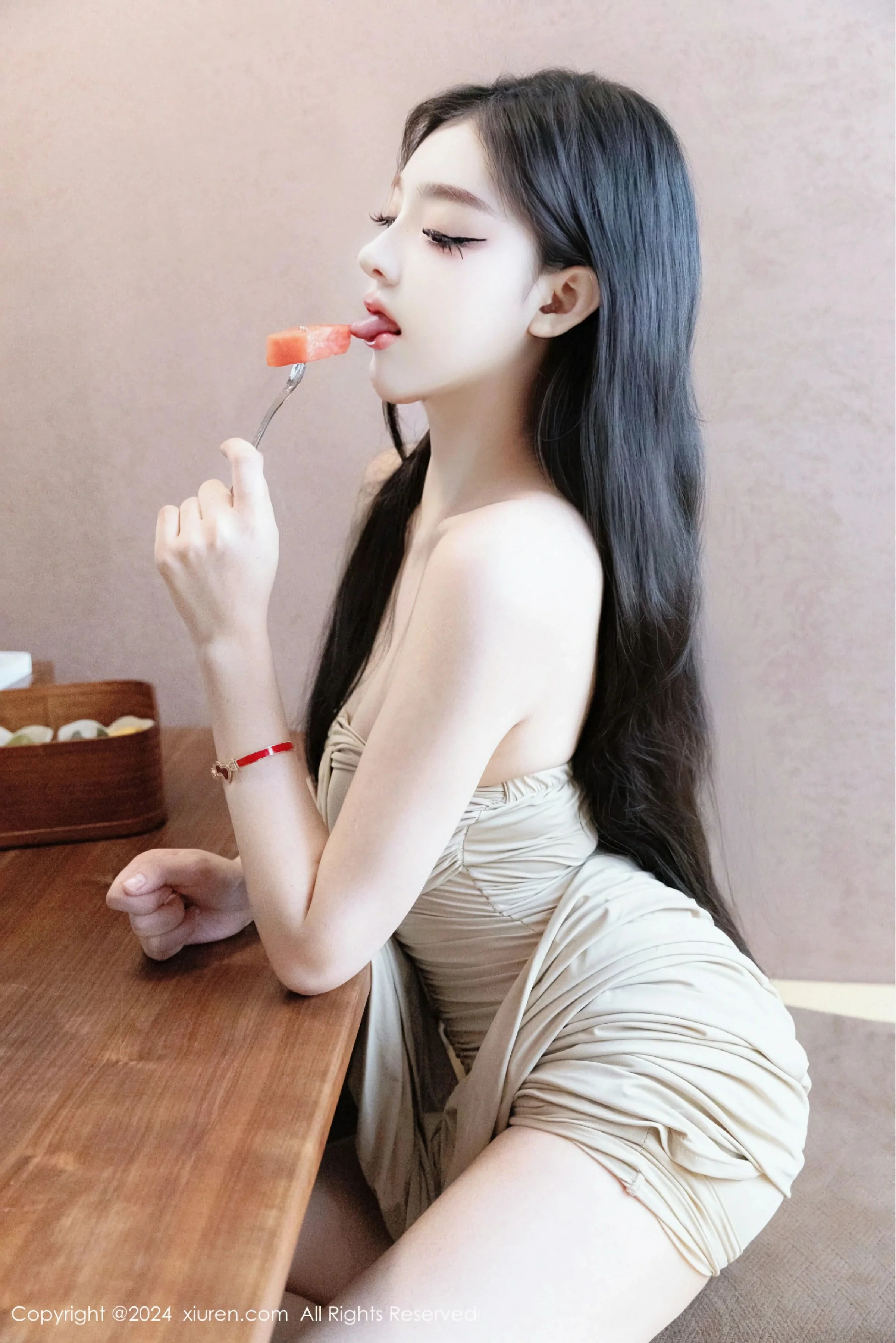 [XiuRen秀人网] 2024.07.19 No.8883 龙雪儿第13张