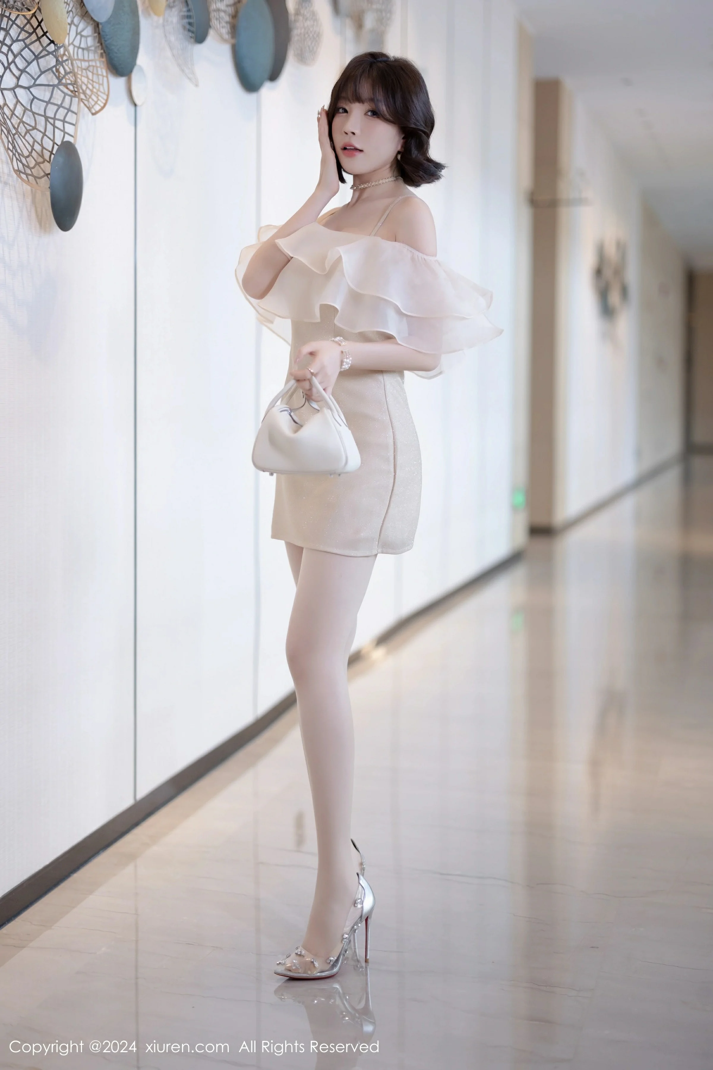 [XiuRen秀人网] 2024.07.25 No.8917 徐莉芝Booty第1张