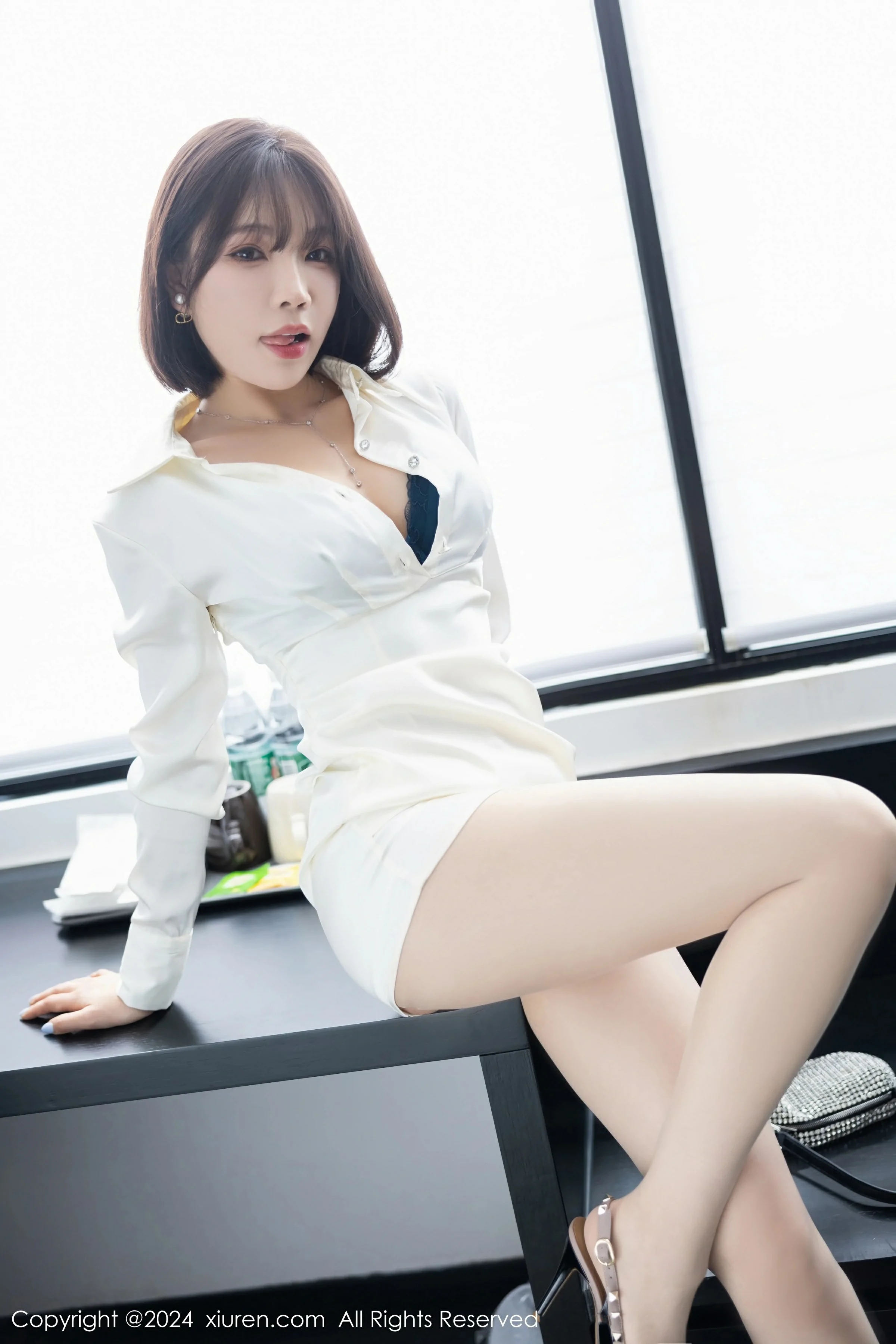 [XiuRen秀人网] 2024.08.02 No.8963 徐莉芝Booty第3张