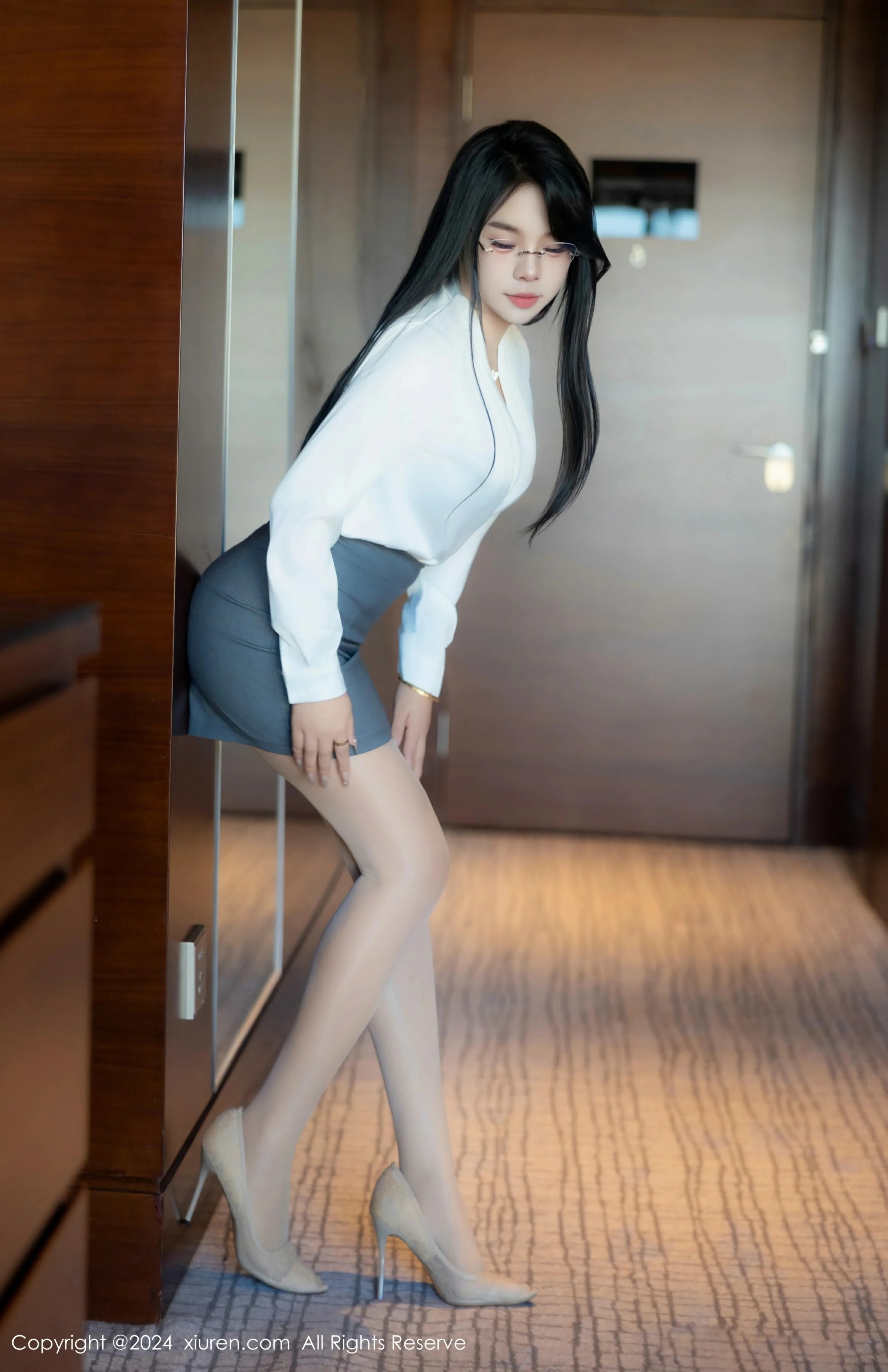 [XiuRen秀人网] 2024.08.09 No.8989 麦田第1张