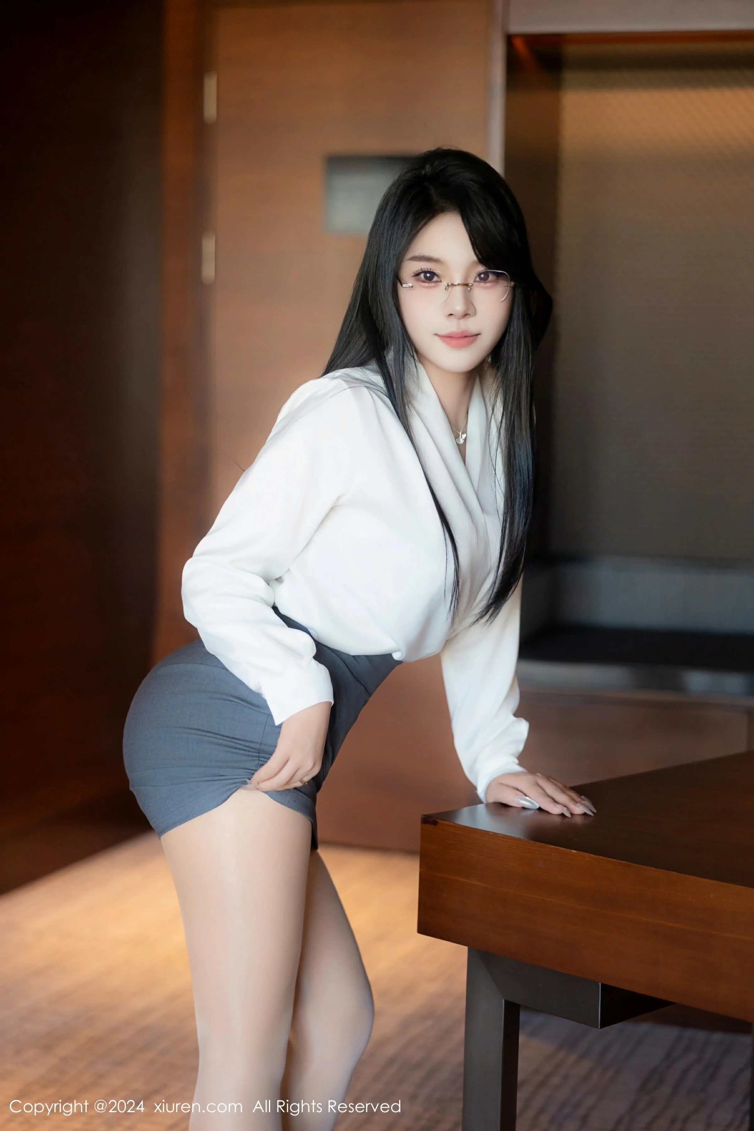 [XiuRen秀人网] 2024.08.09 No.8989 麦田第2张