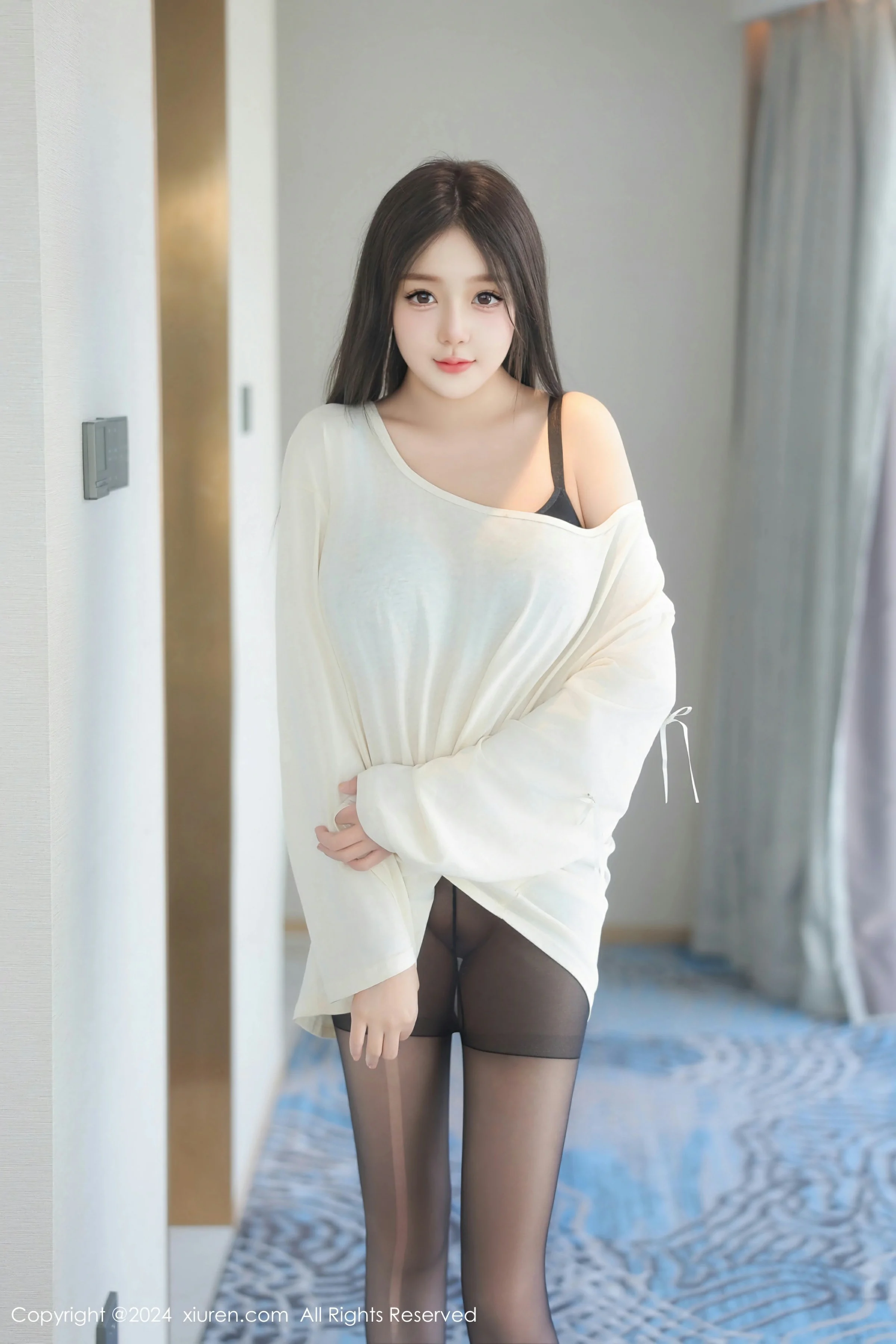 [XiuRen秀人网] 2024.08.30 No.9089 柚柚小奶瓶第2张