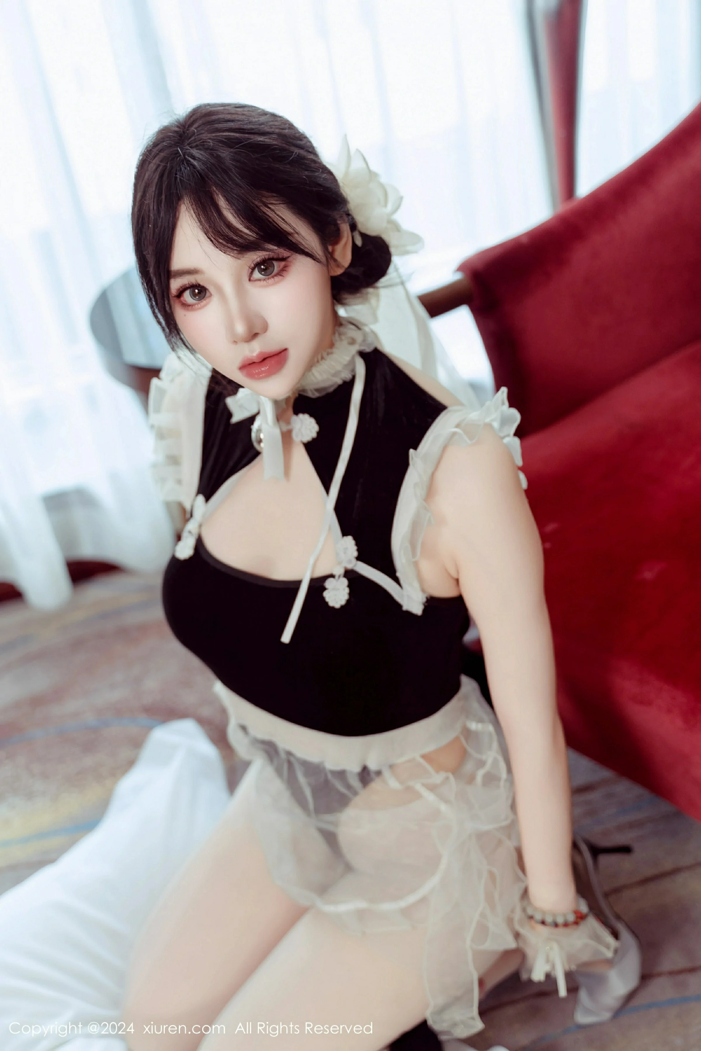 [XiuRen秀人网] 2024.09.24 No.9197 汐汐爱吃草莓第4张