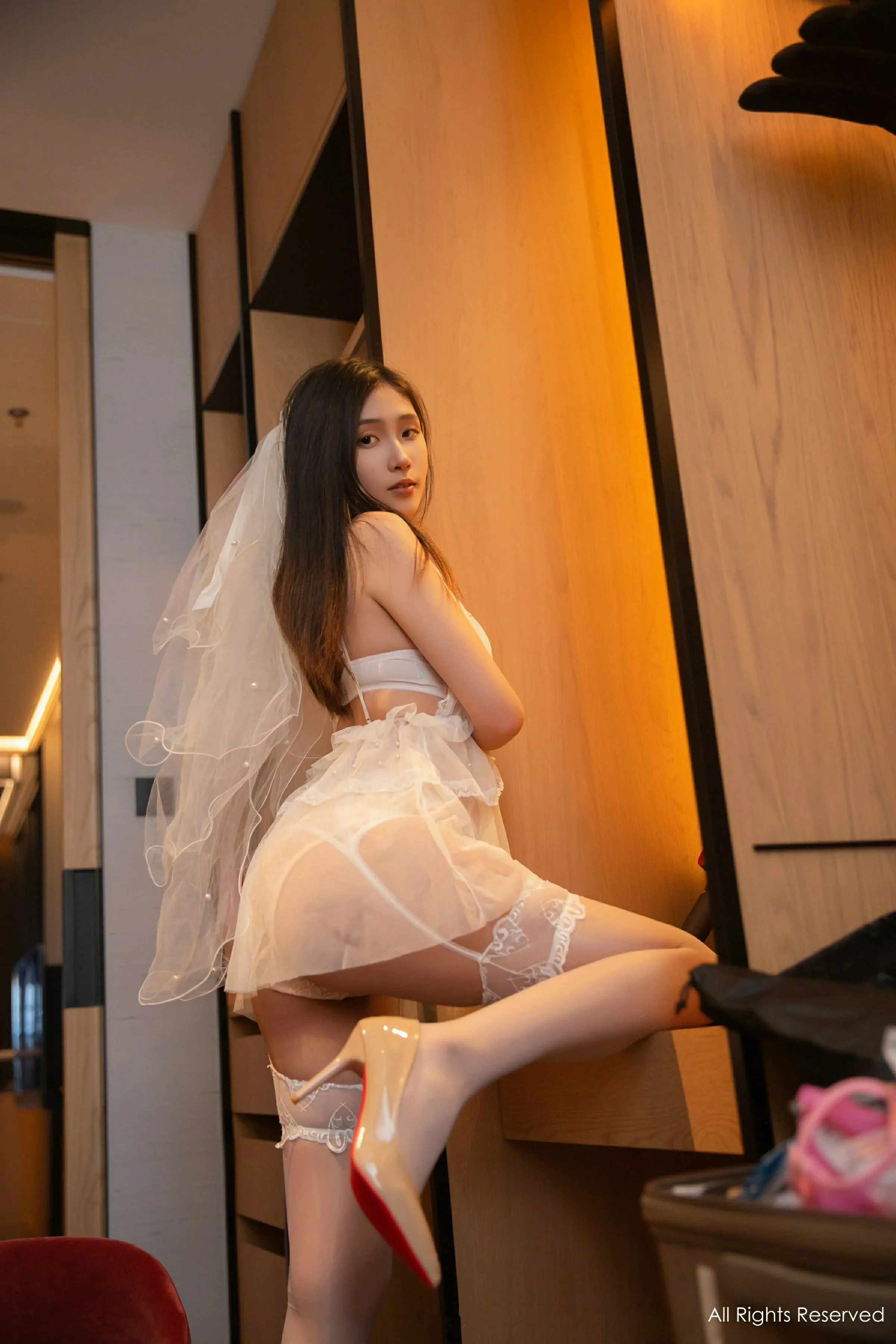 [XiuRen秀人网] 2024.10.12 No.9272 刘婷婷第3张