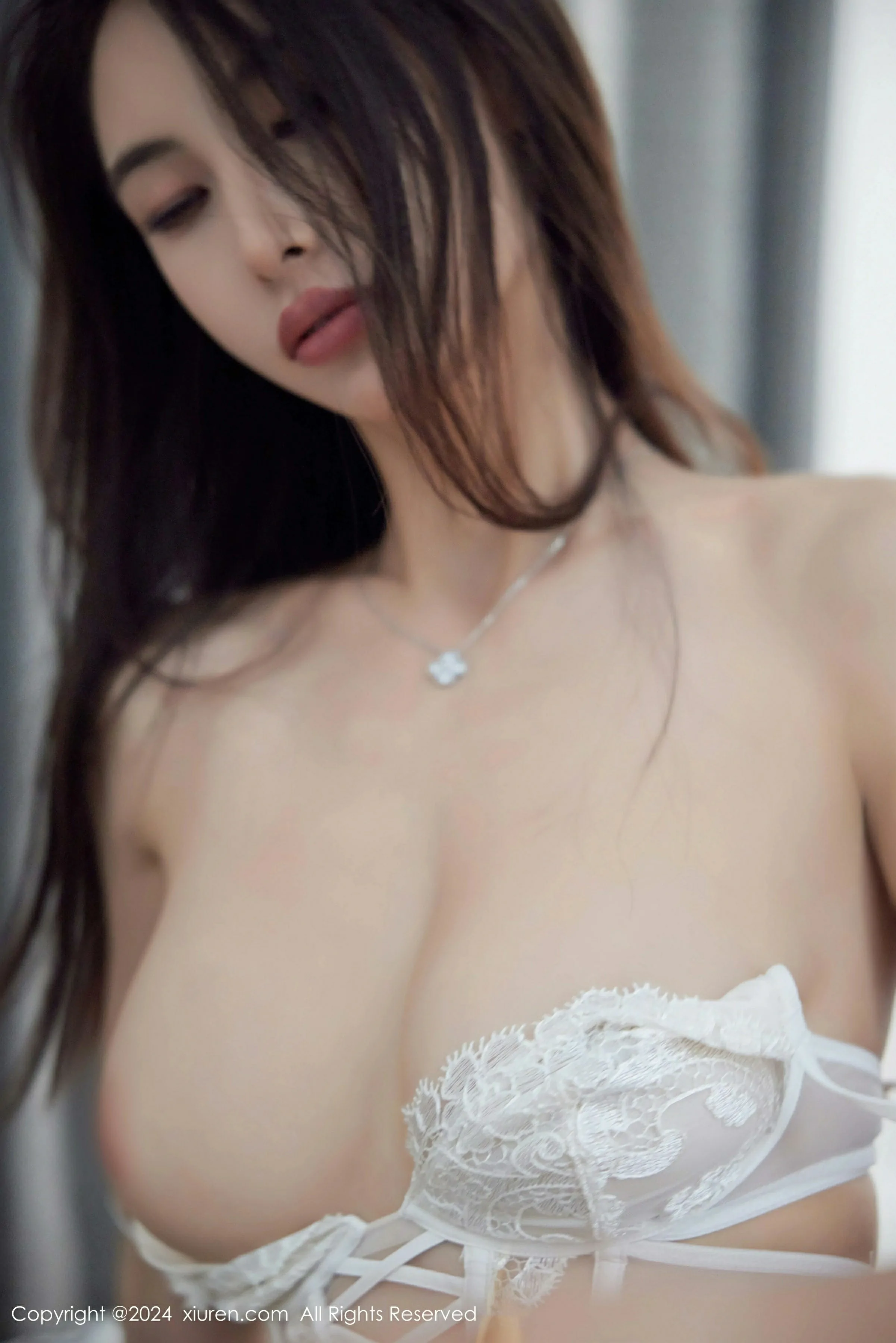 [XiuRen秀人网] 2024.11.25 No.9498 lingyu69第11张