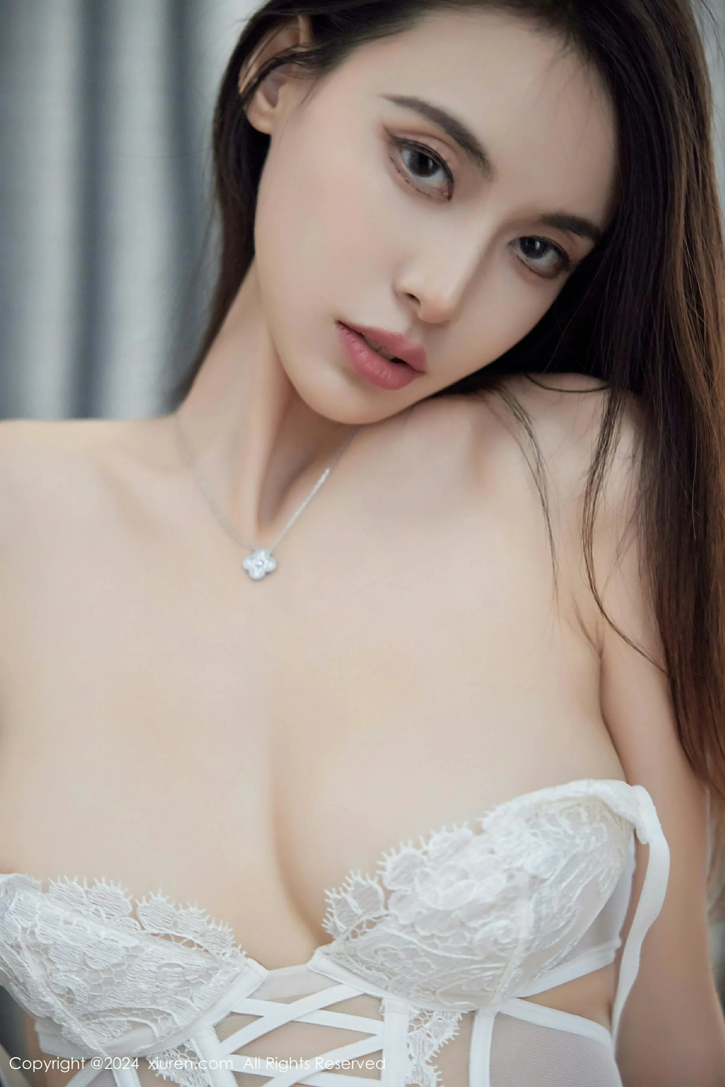 [XiuRen秀人网] 2024.11.25 No.9498 lingyu69第12张