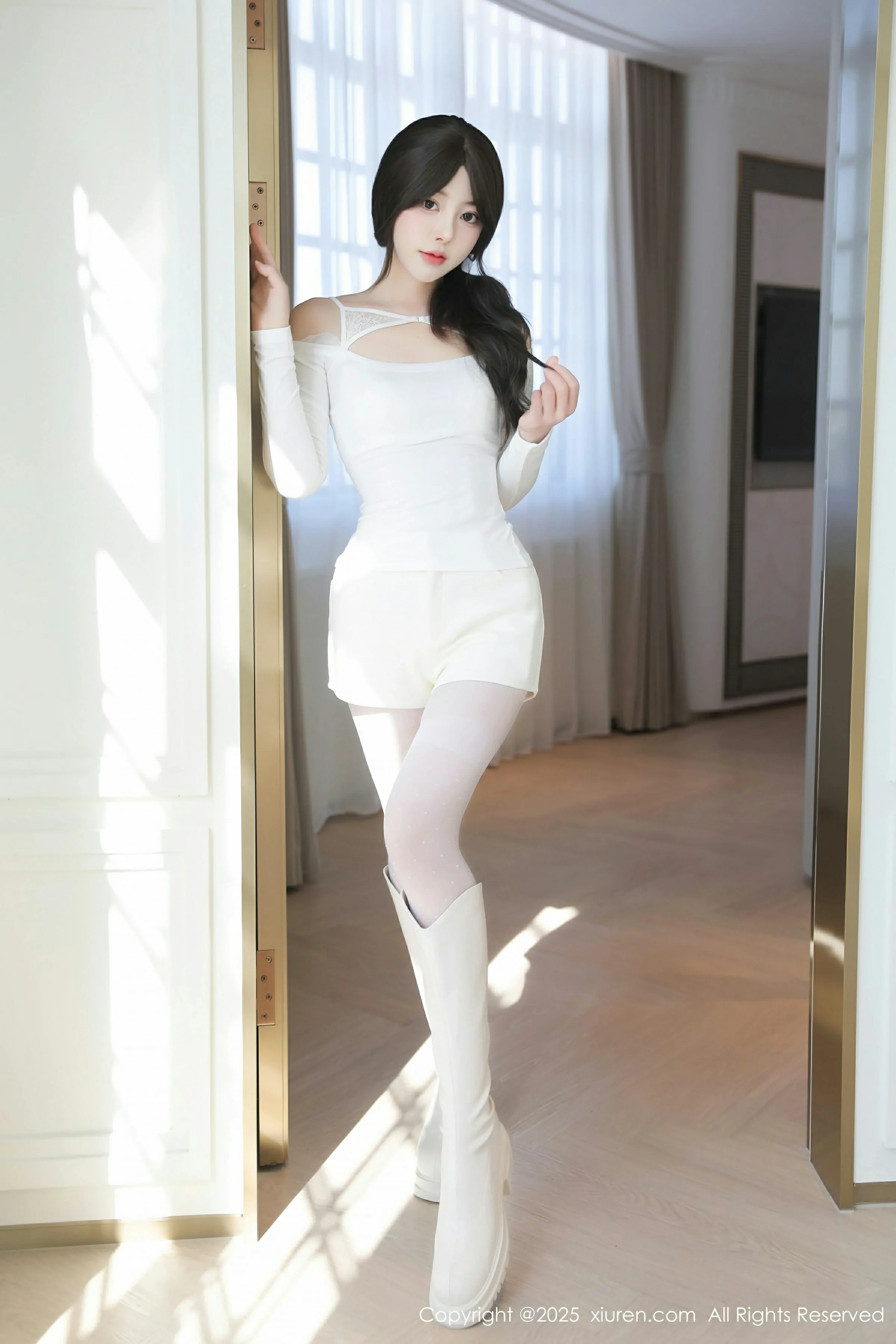 [XiuRen秀人网] 2025.02.14 No.9887 桃妖夭第1张