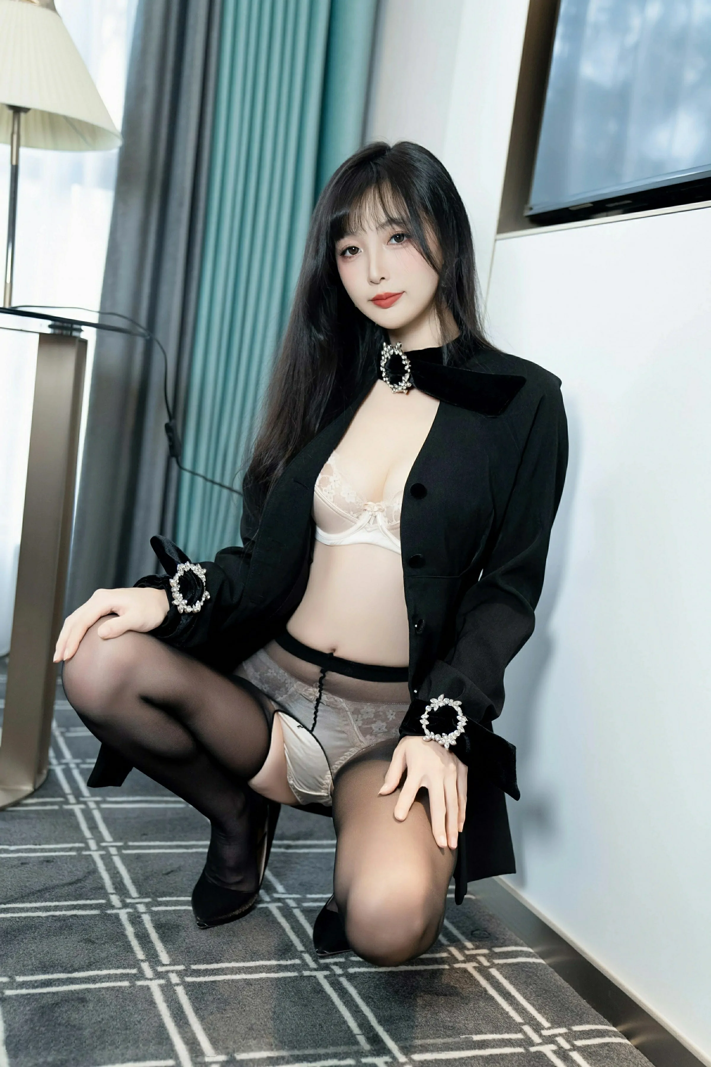 [XiuRen秀人网] 2025.02.21 No.9918 樱桃小阑子第8张