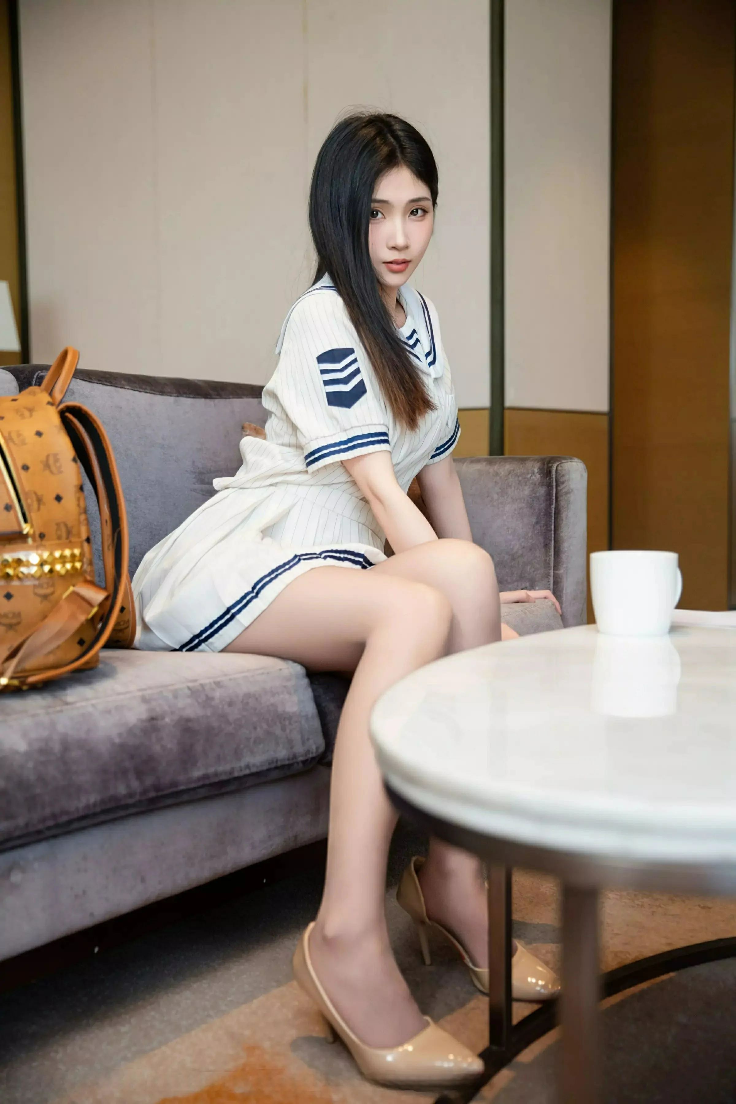 [XiuRen秀人网] 2025.02.27 No.9942 刘婷婷第3张