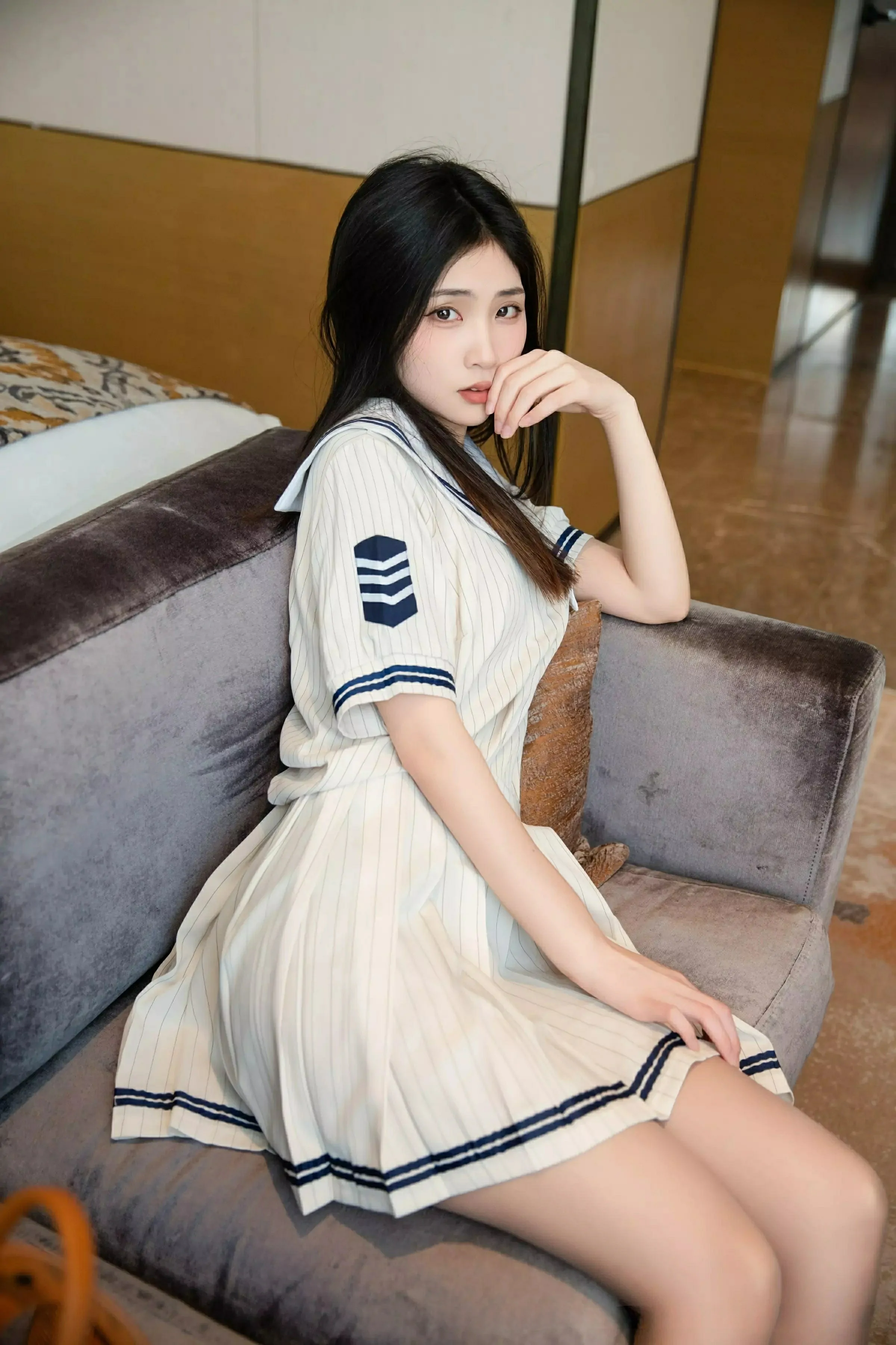 [XiuRen秀人网] 2025.02.27 No.9942 刘婷婷第3张