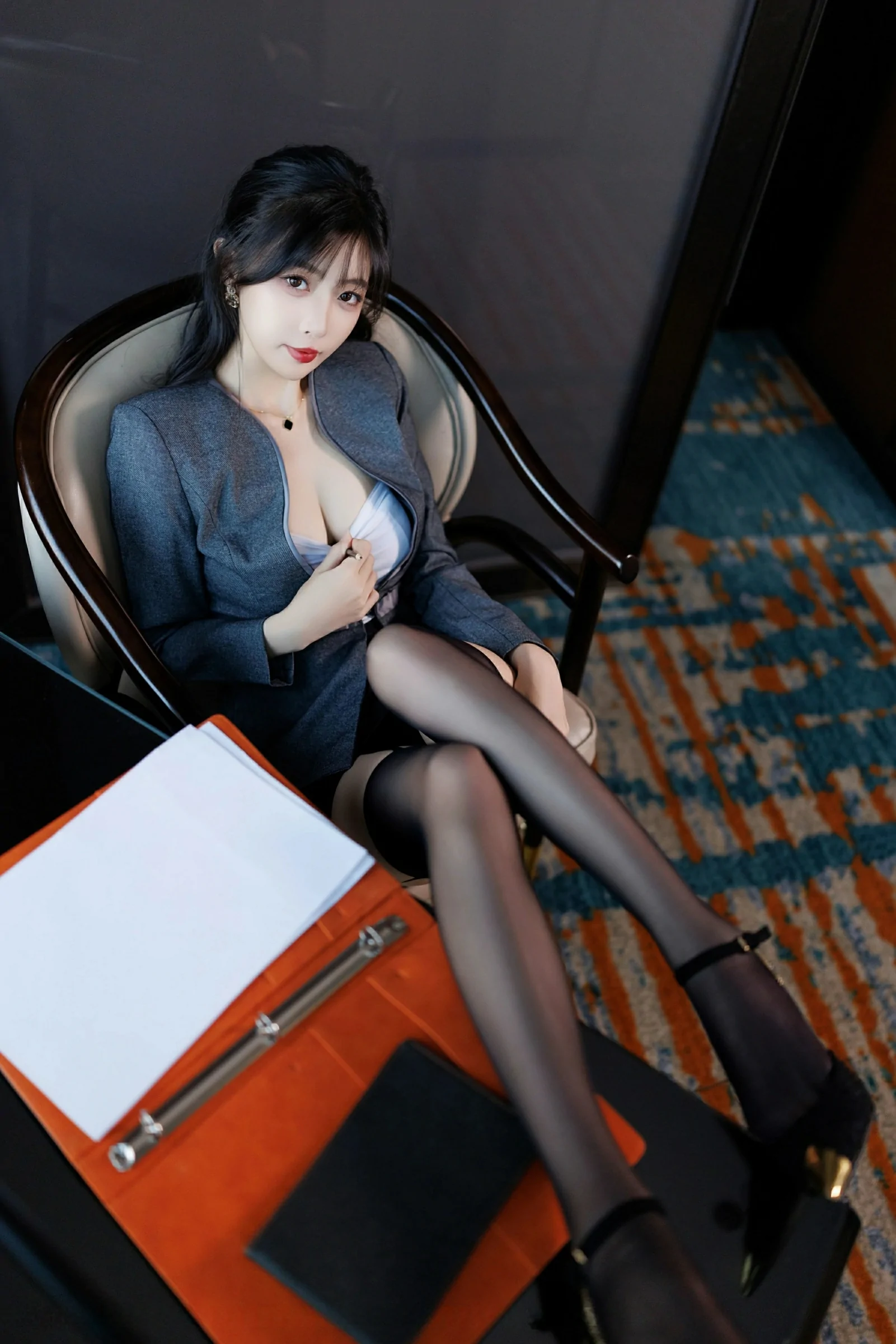 [XiuRen秀人网] 2025.03.03 No.9957 樱桃小阑子第5张