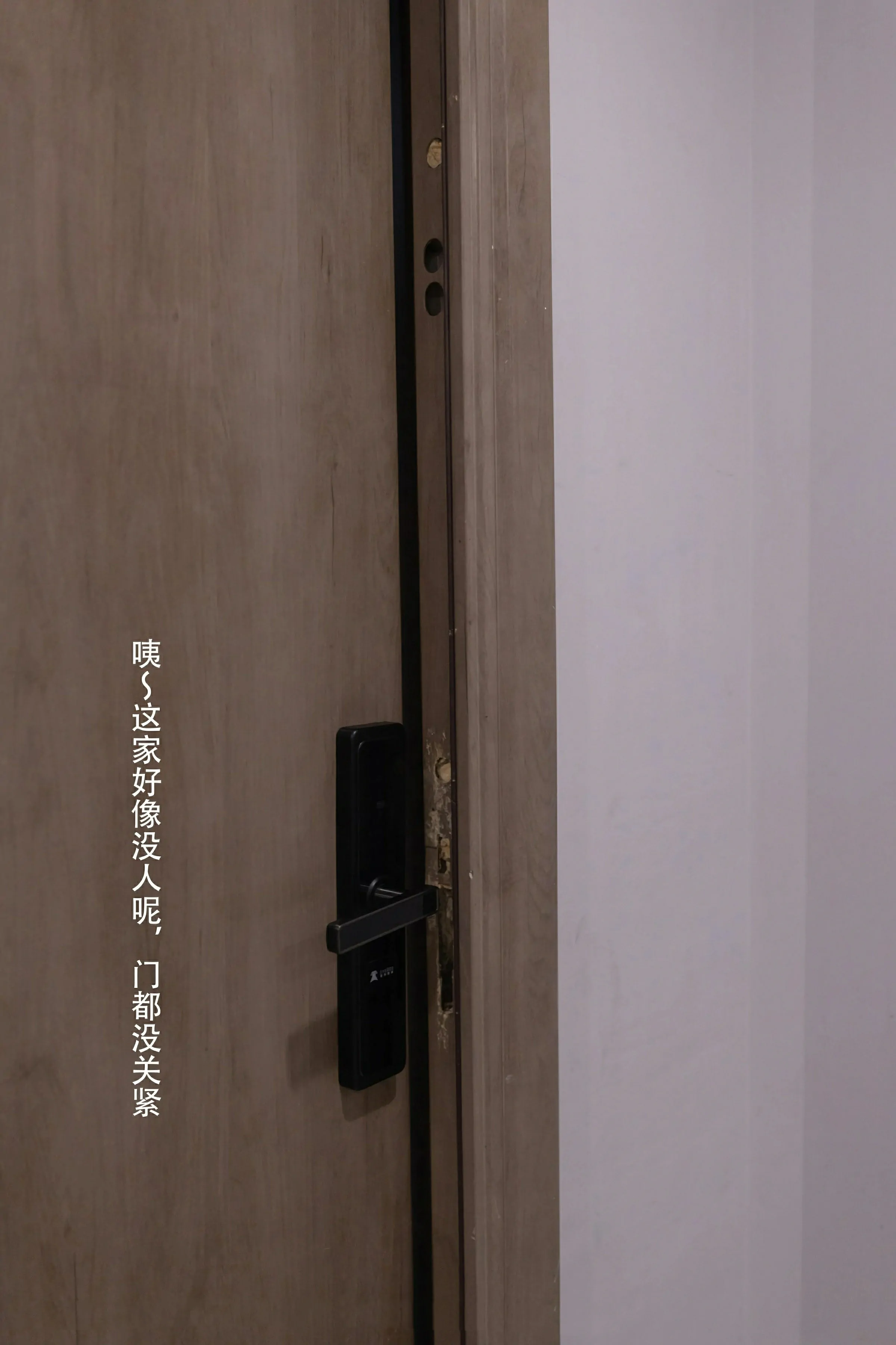 [XiuRen秀人网] 2025.03.19 No.10042 杏子Yada第1张