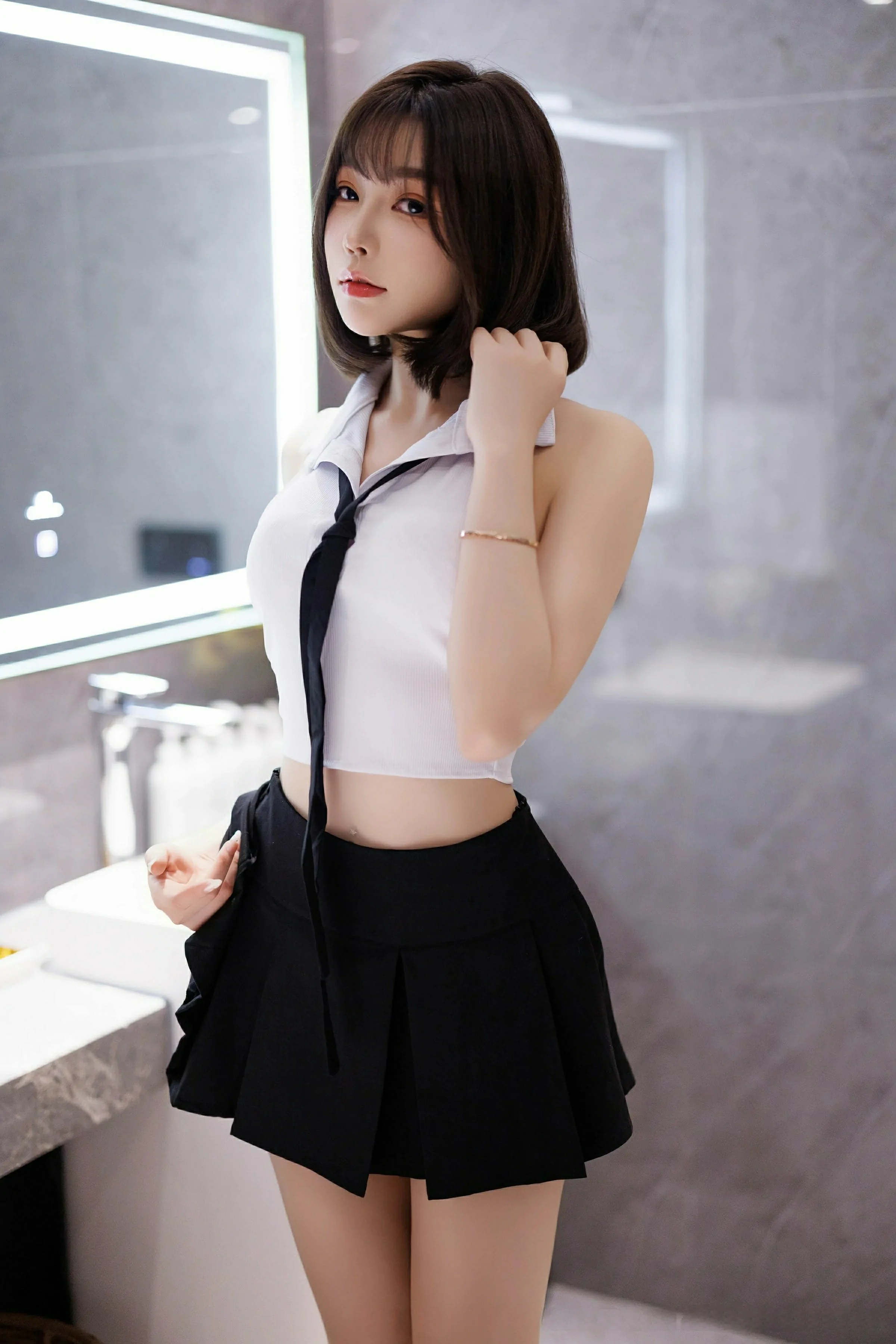 [XiuRen秀人网] 2025.03.20 No.10048 徐莉芝Booty第2张
