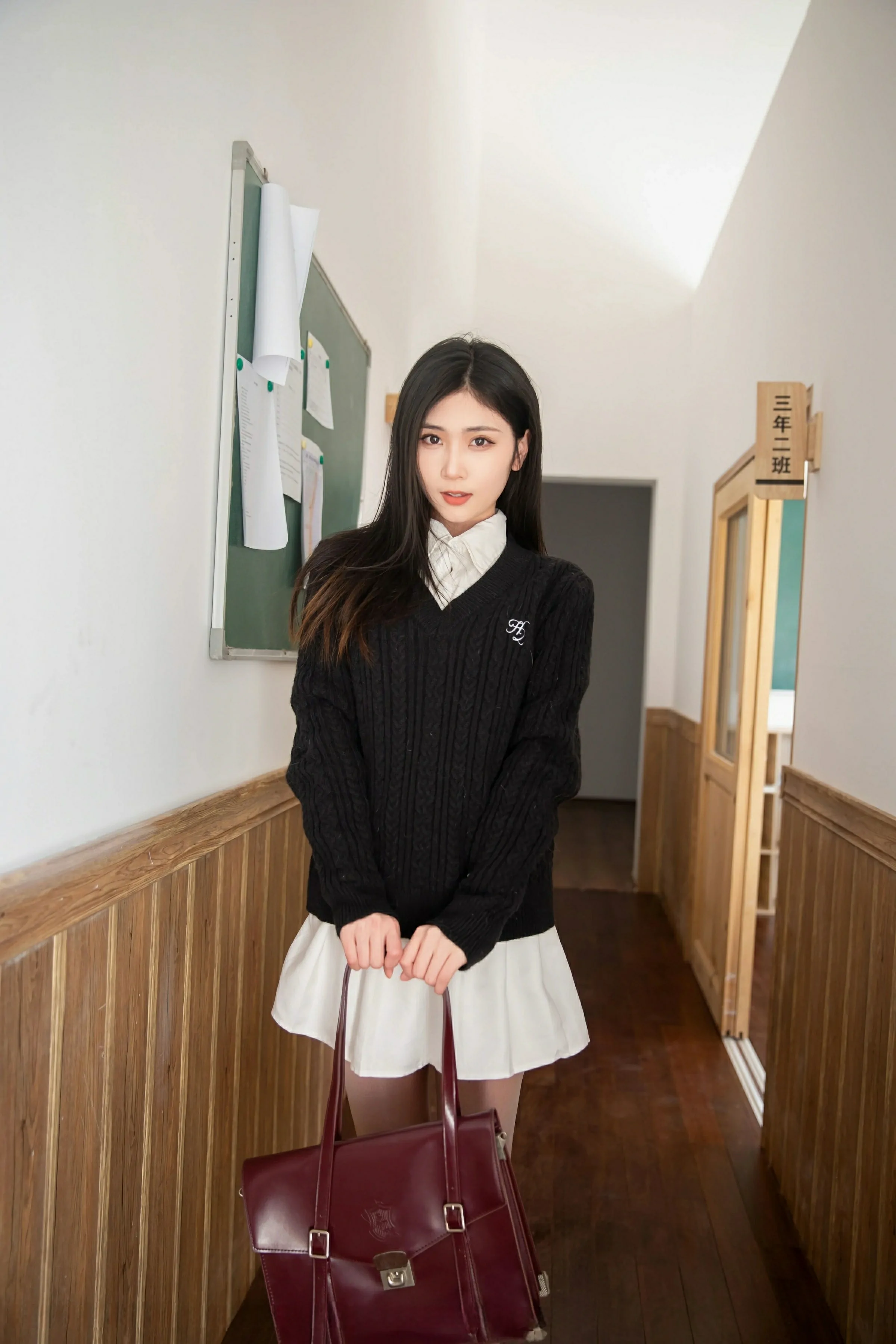 [XiuRen秀人网] 2025.03.27 No.10078 刘婷婷第1张