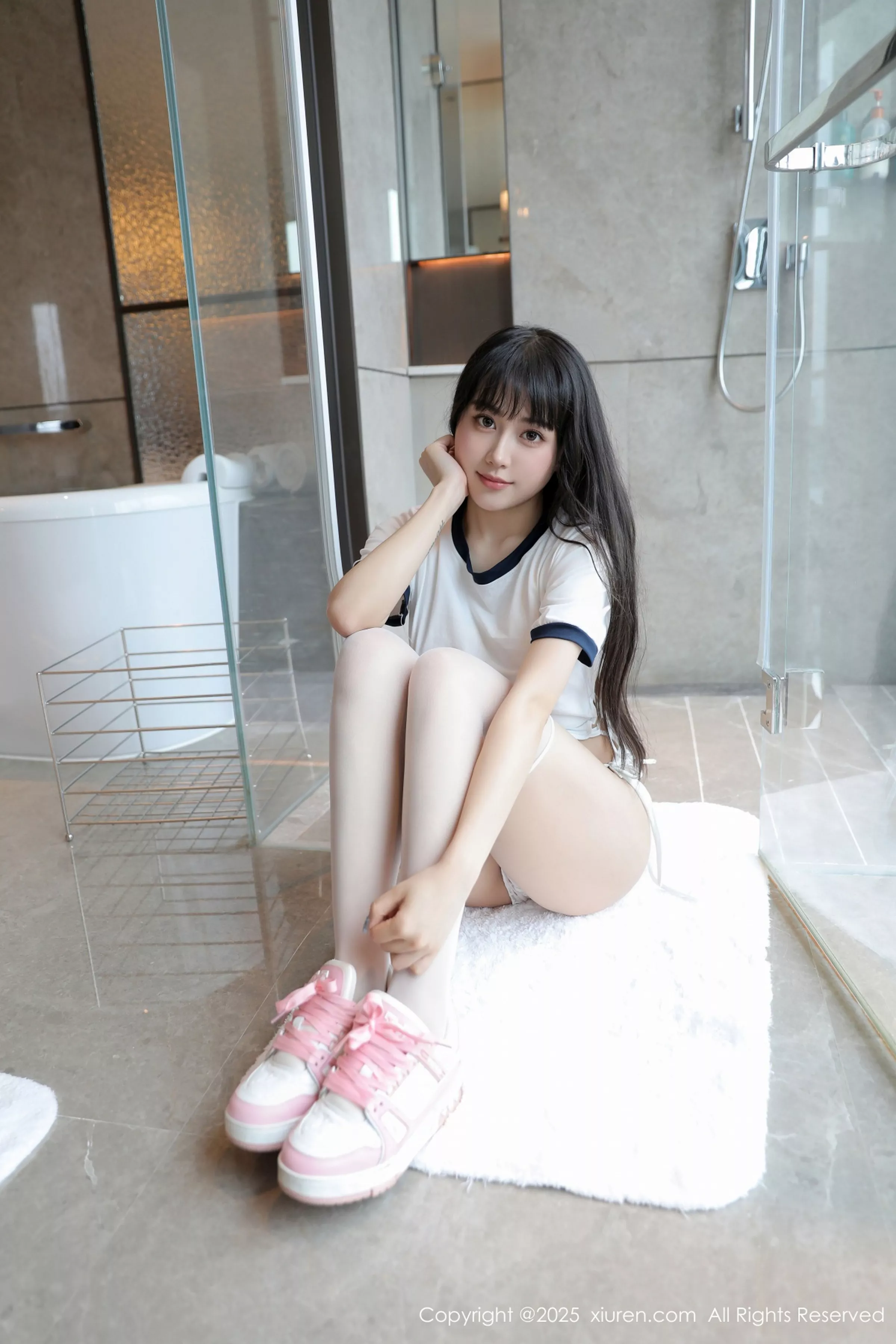 [XiuRen秀人网] 2025.04.23 No.10184 量子玫瑰第11张