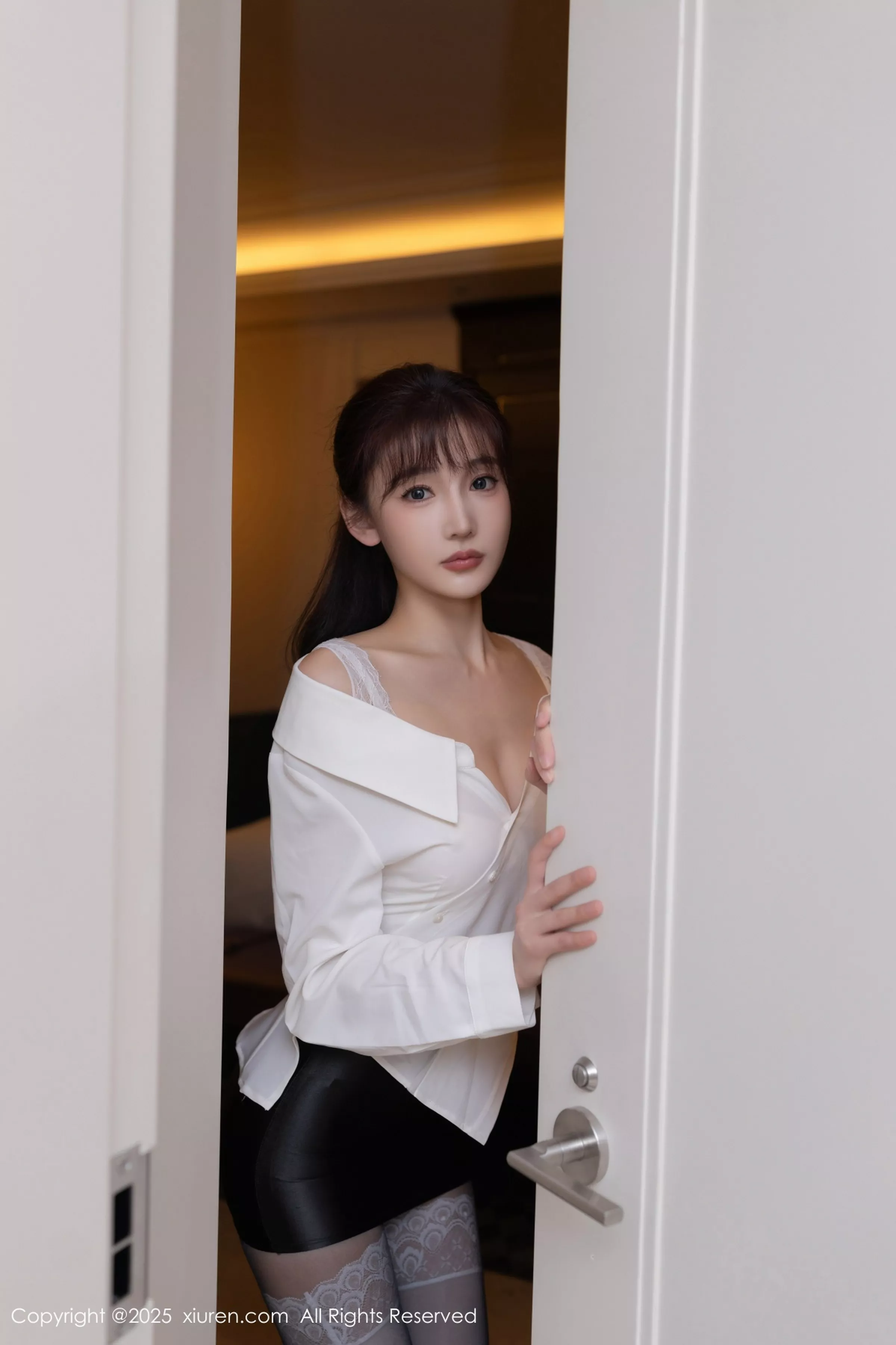 [XiuRen秀人网] 2025.04.17 No.10166 陆萱萱第3张