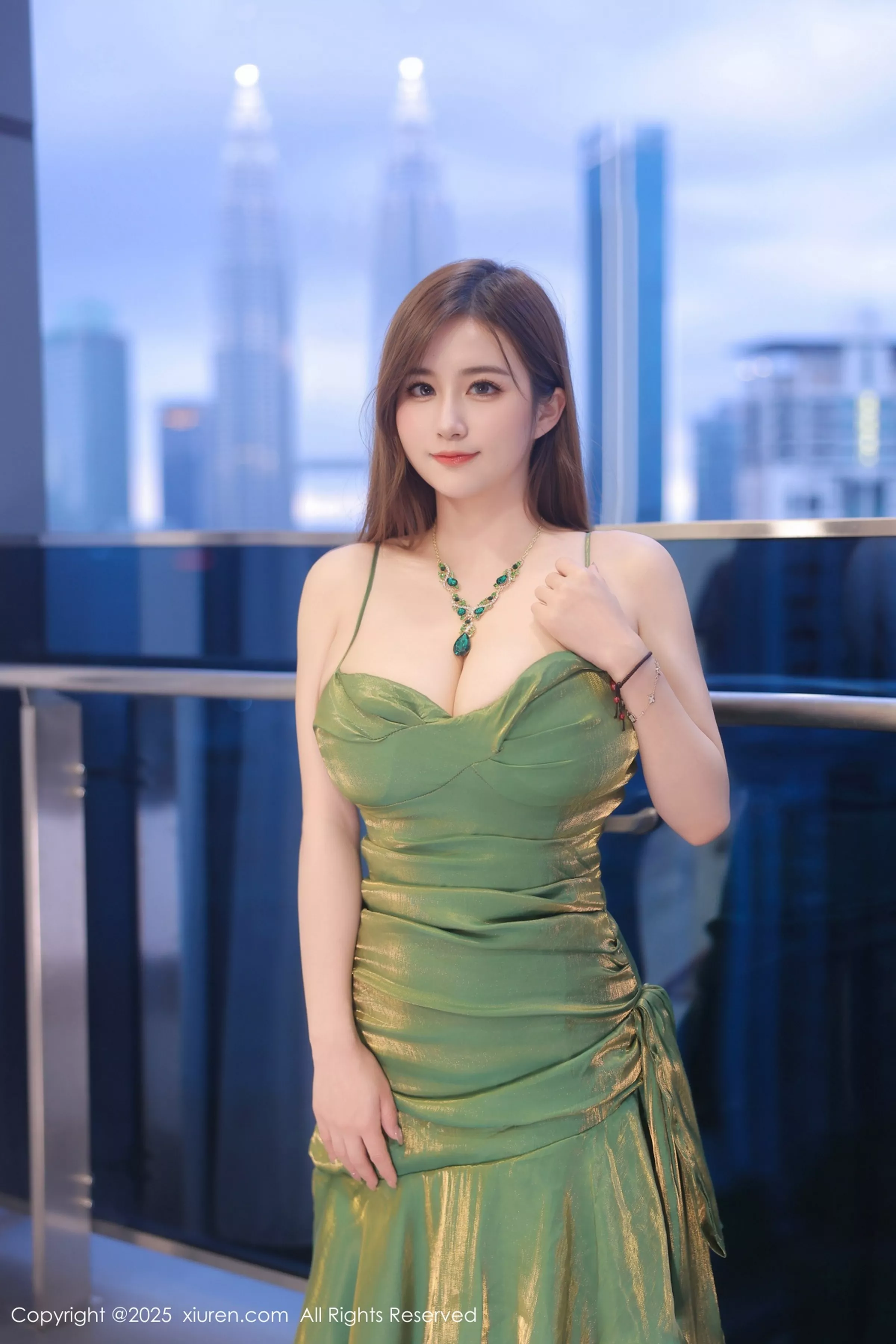 [XiuRen秀人网] 2025.04.18 No.10169 小肉肉咪第1张