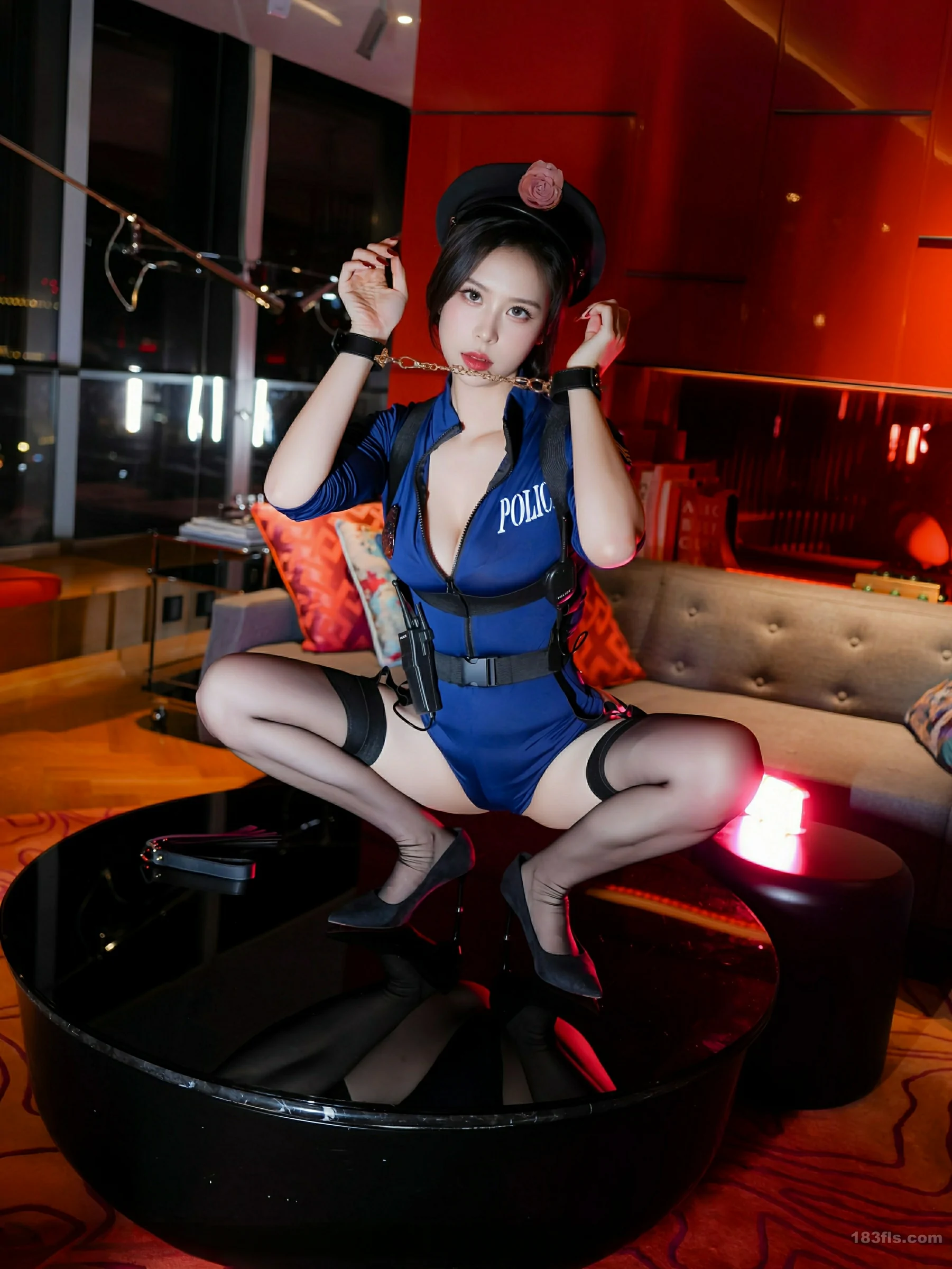[XIUREN秀人网] 2025.07.22 No.10569 玫瑰我爱你第4张