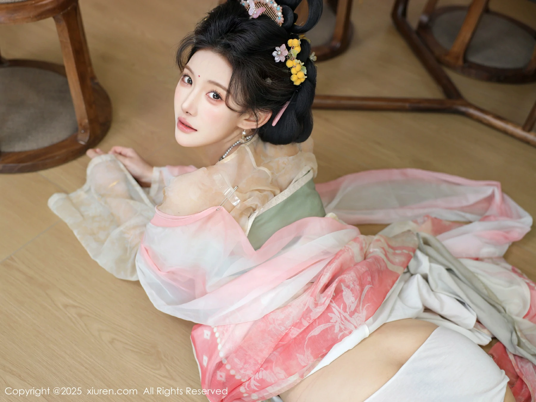 [XIUREN秀人网] 2025.08.13 No.10645 梨霜儿第10张