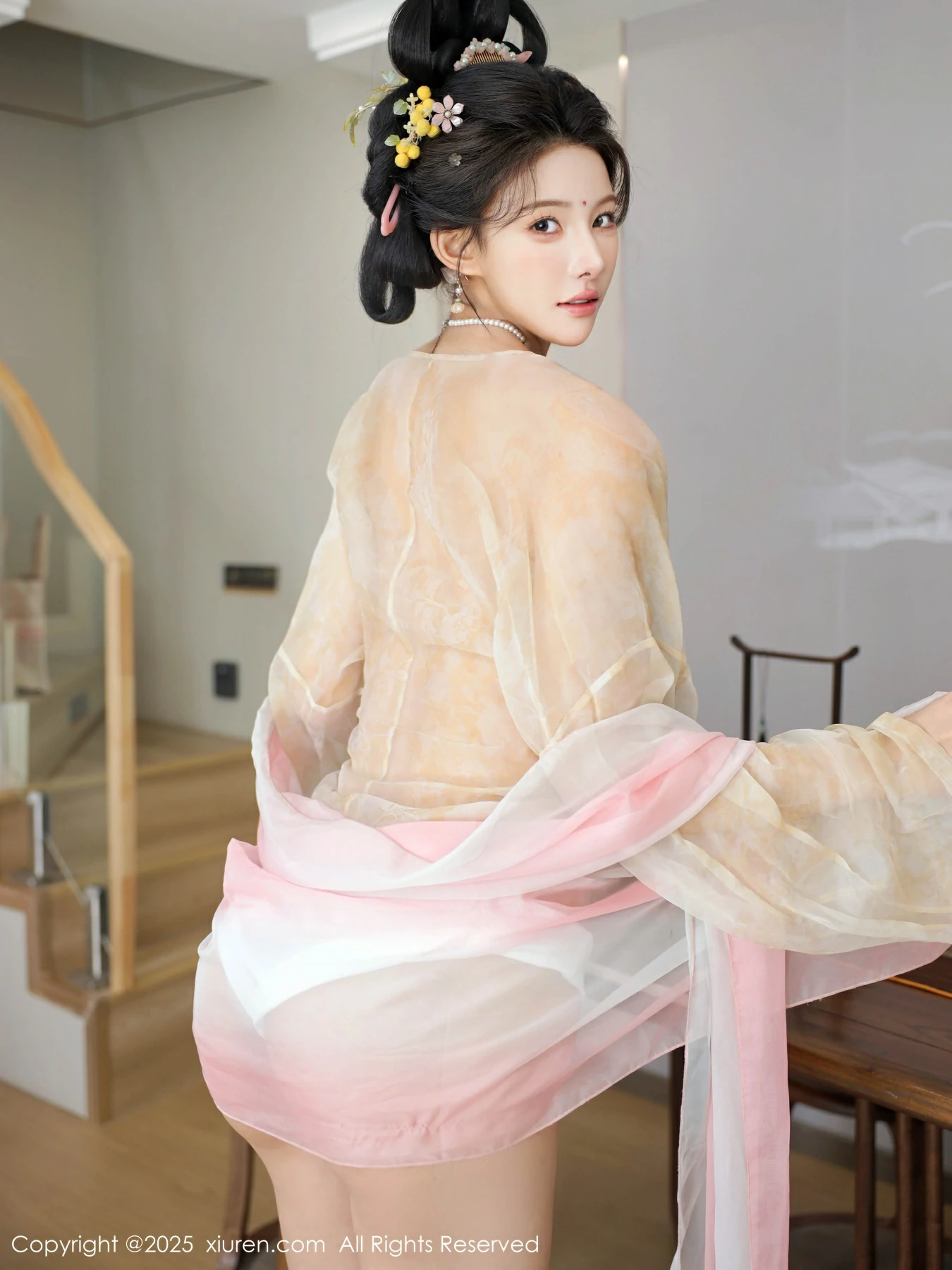 [XIUREN秀人网] 2025.08.13 No.10645 梨霜儿第16张