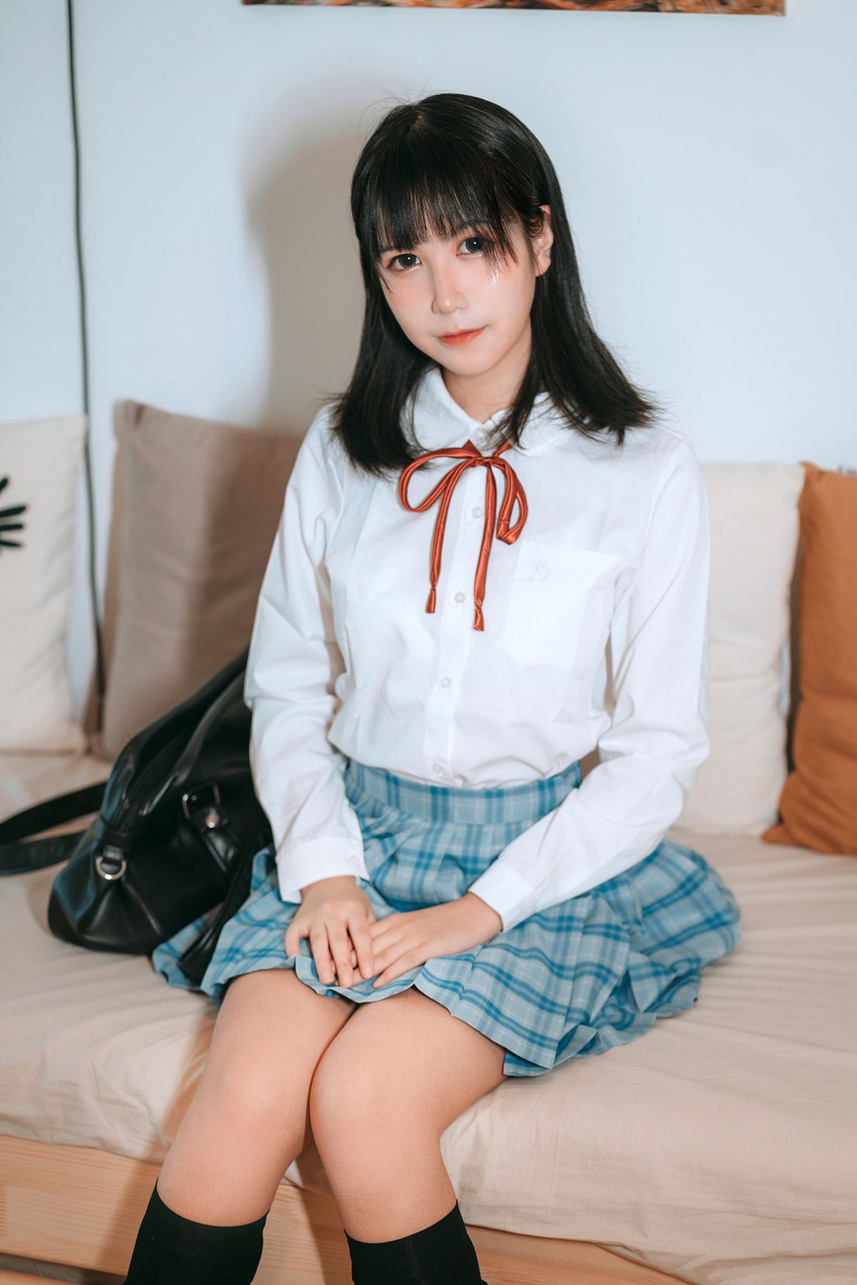 逐月Su 女儿的朋友 [14P]第2张