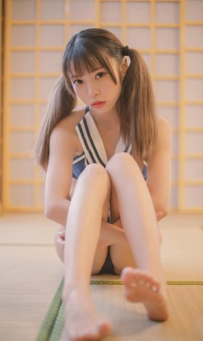 白易子教主   JK[18P]