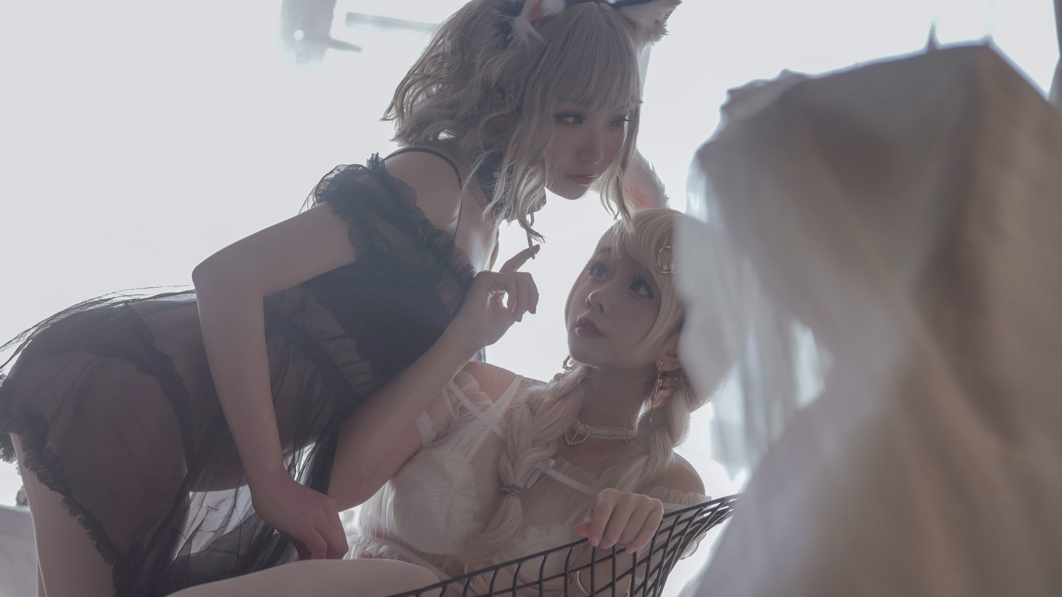 微博人气Coser@日奈娇 猫与兔 在现浏览第4张