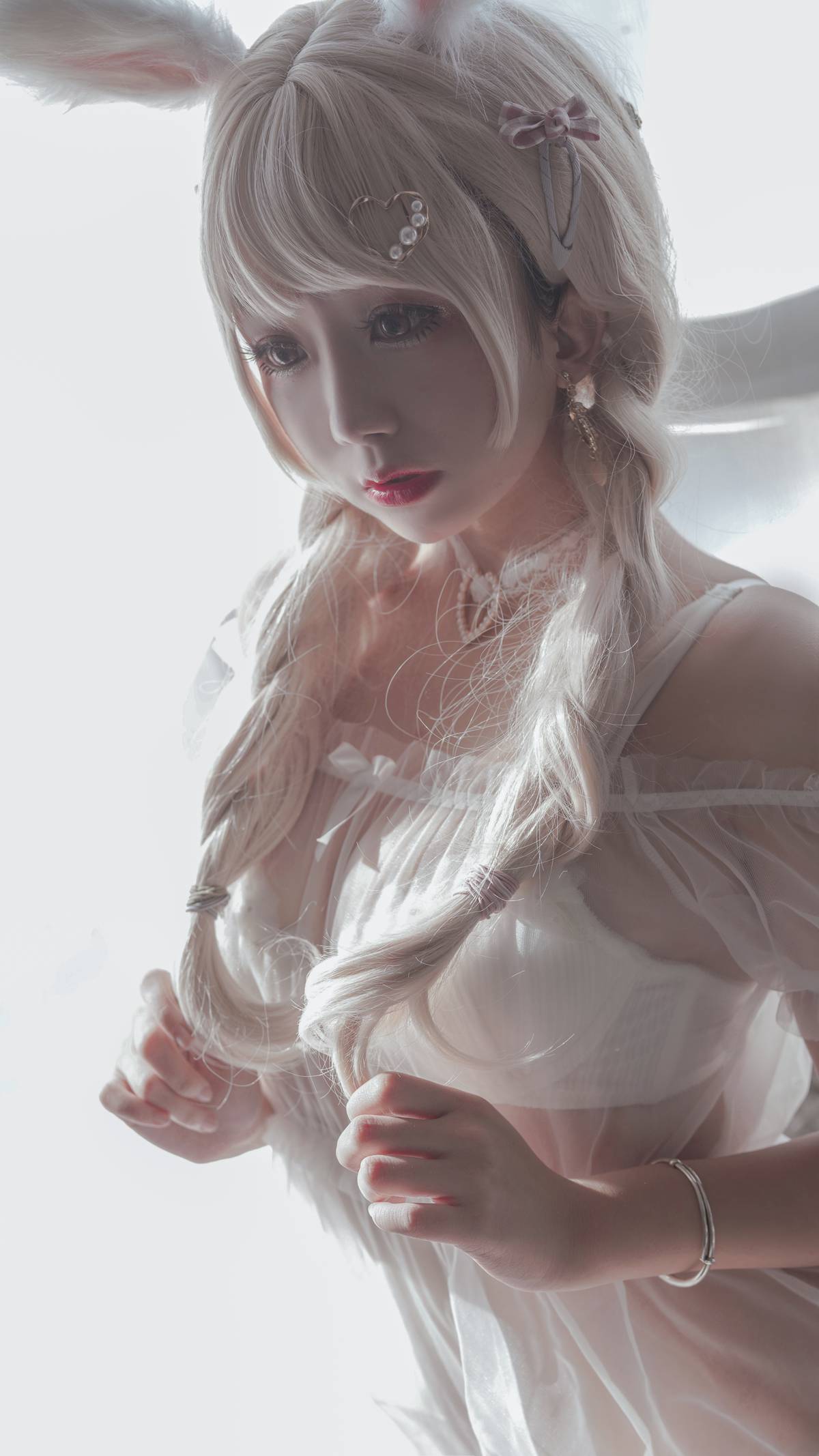 微博人气Coser@日奈娇 猫与兔 在现浏览第6张