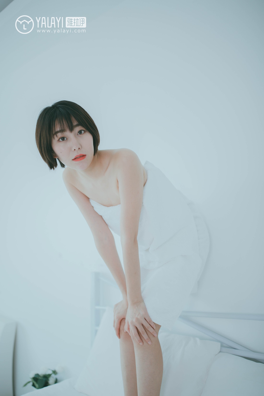 [YALAYI雅拉伊] 2019.03.04 No.077 美丽如你 静静 在现浏览第1张