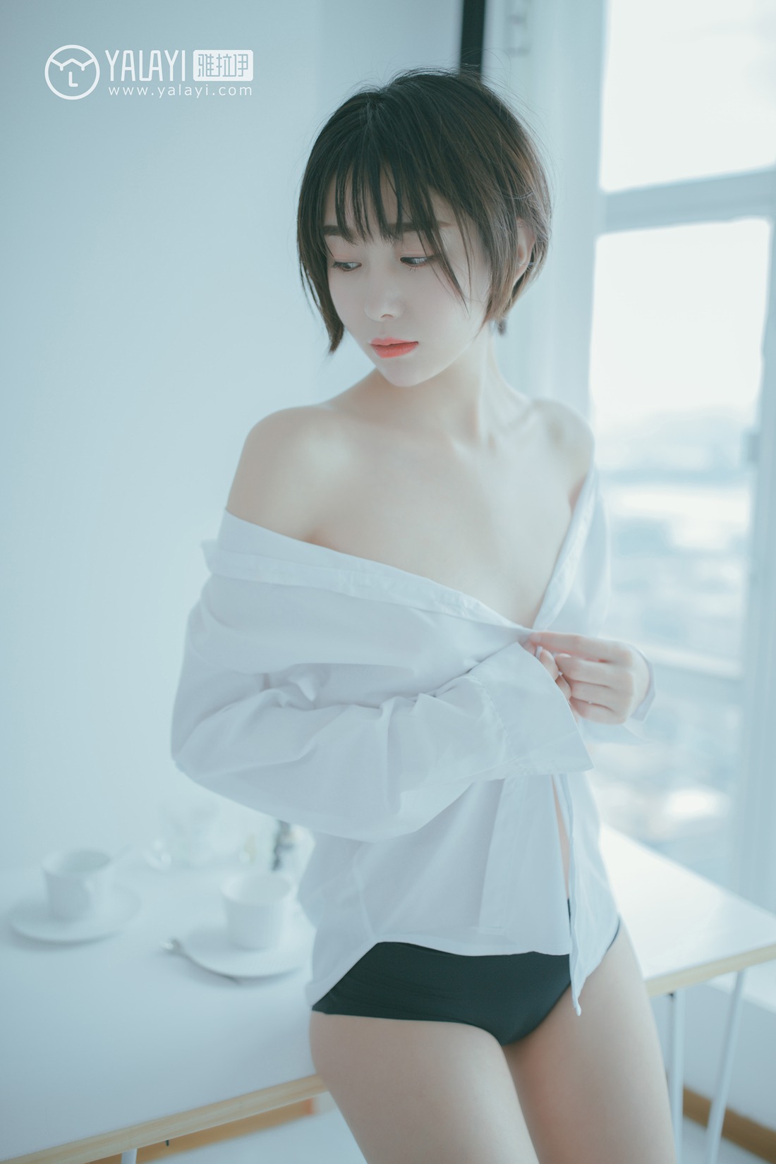 [YALAYI雅拉伊] 2019.03.04 No.077 美丽如你 静静 在现浏览第8张