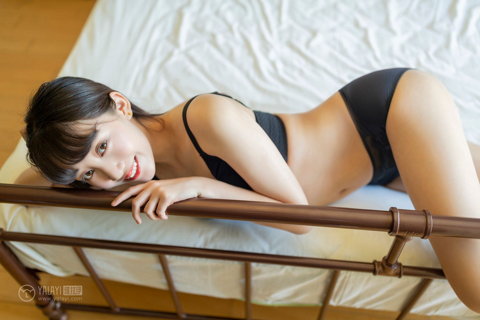 [YALAYI雅拉伊] 2019.04.28 No.259 美仁如玉 温蒂 在现浏览第6张