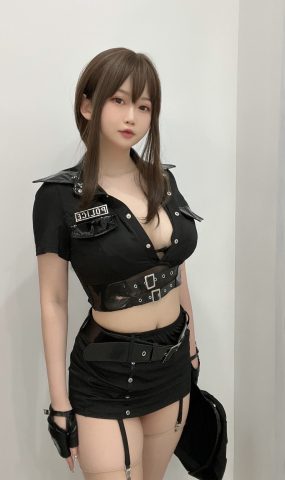 是依酱吖 至服 [13P]