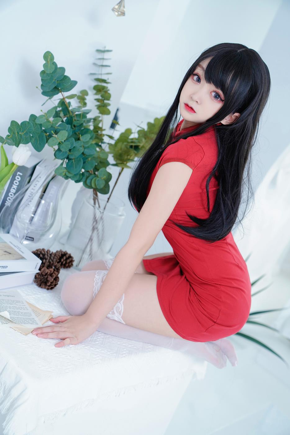 网紅Coser@-桃夭葵 红旗袍 [41P]第2张