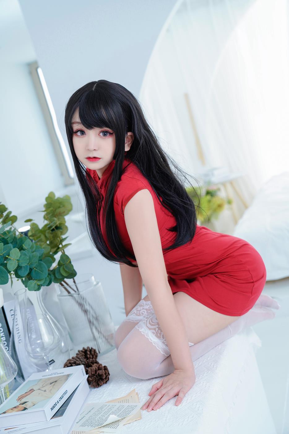 网紅Coser@-桃夭葵 红旗袍 [41P]第3张