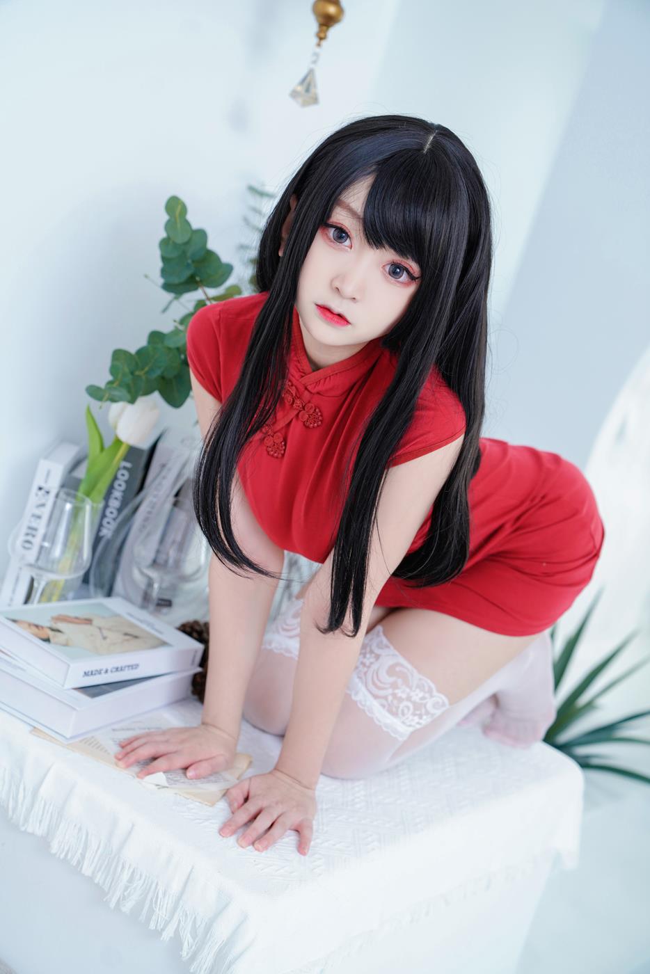 网紅Coser@-桃夭葵 红旗袍 [41P]第3张