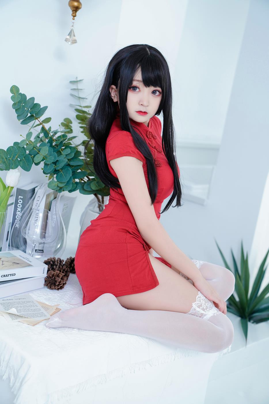 网紅Coser@-桃夭葵 红旗袍 [41P]第4张