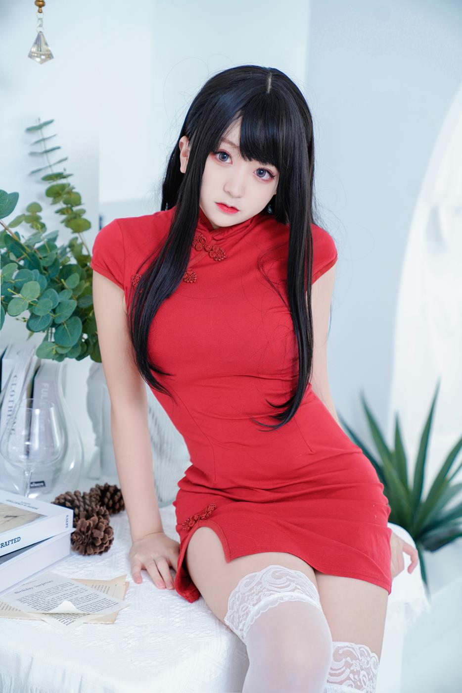 网紅Coser@-桃夭葵 红旗袍 [41P]第8张