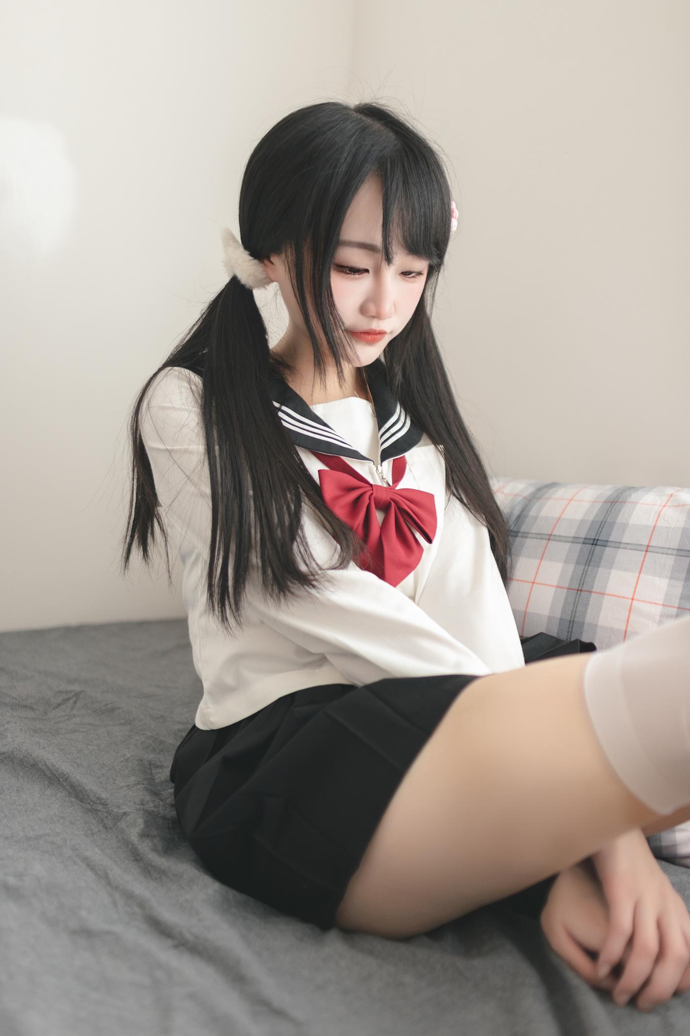 嗷呜酱  水手服[48P]第7张