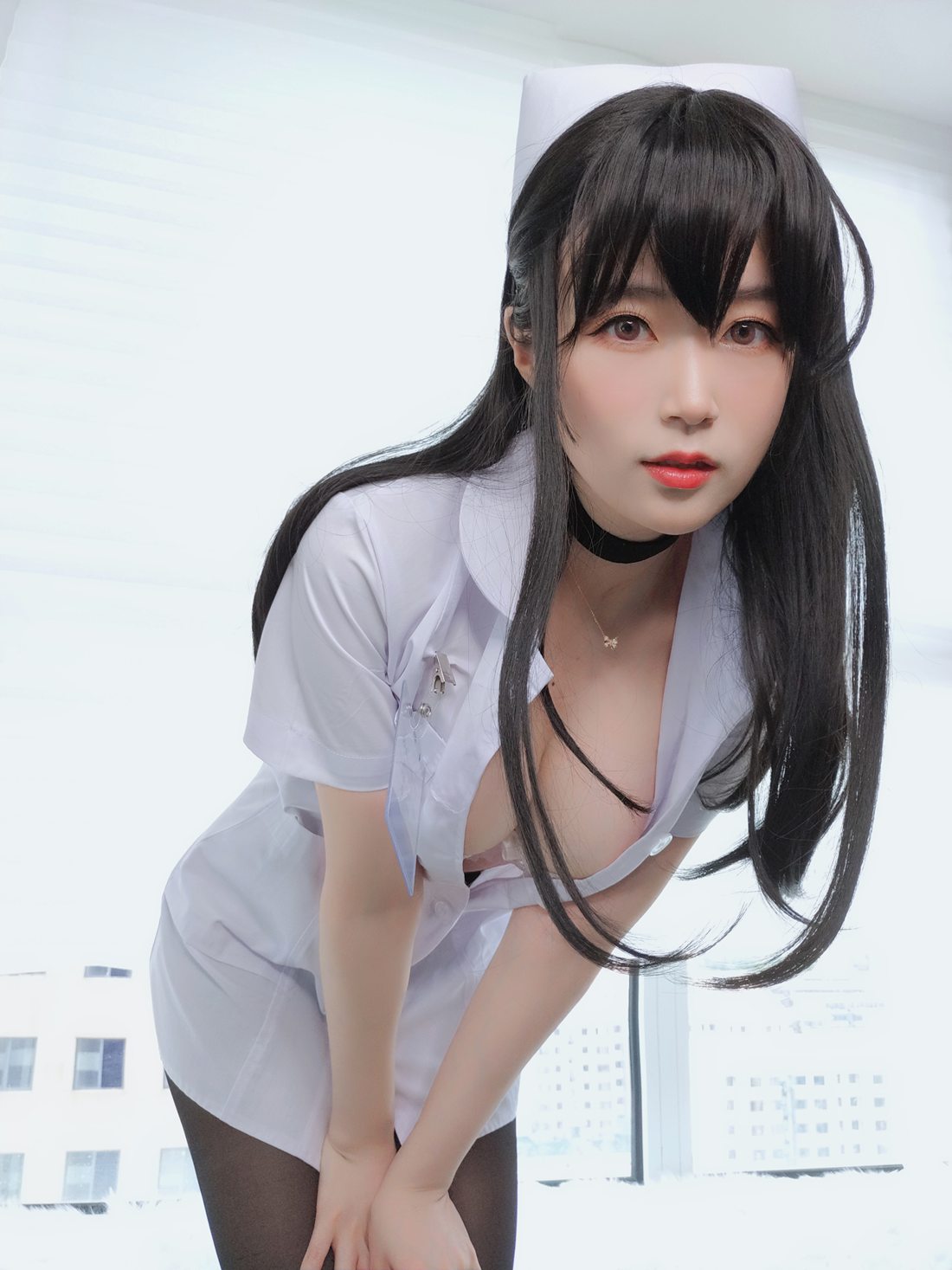 人气动漫Coser@白银81 长发小互士 在现浏览第10张