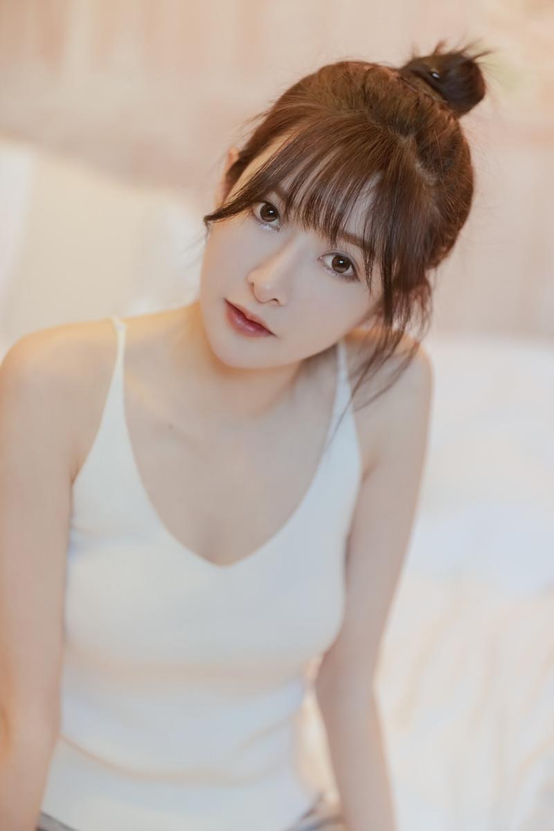 网紅Coser@王羽杉 吊带背心[65P]第7张