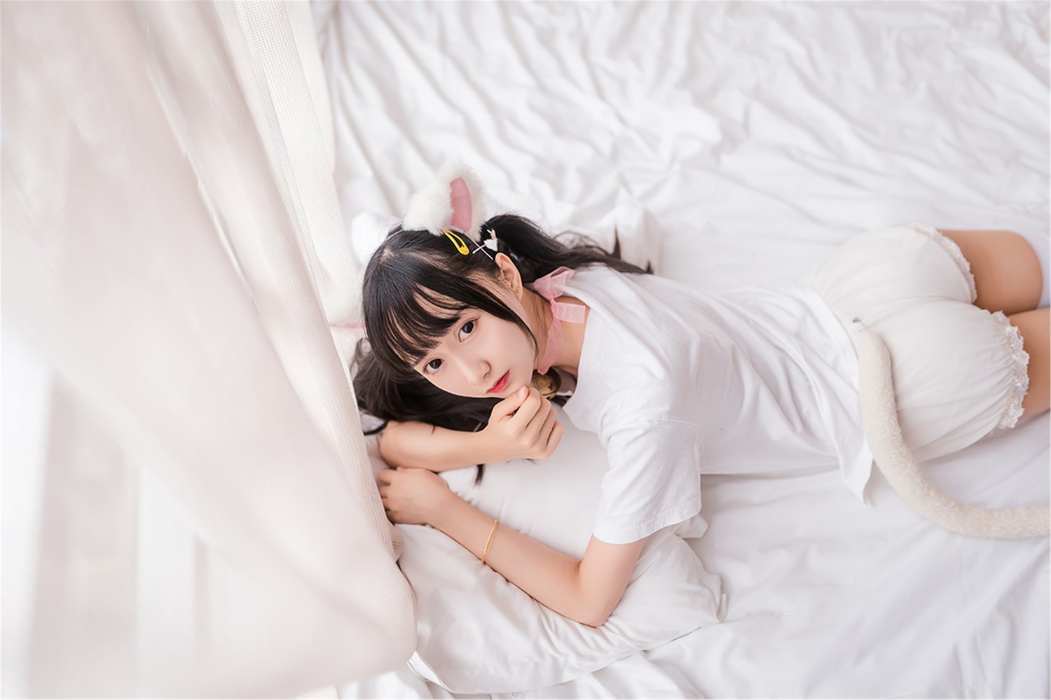 网荭Coser@木绵绵OwO 猫系少女 在现浏览第1张