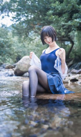 网荭Coser@木绵绵OwO 水色溪边至服 在现浏览