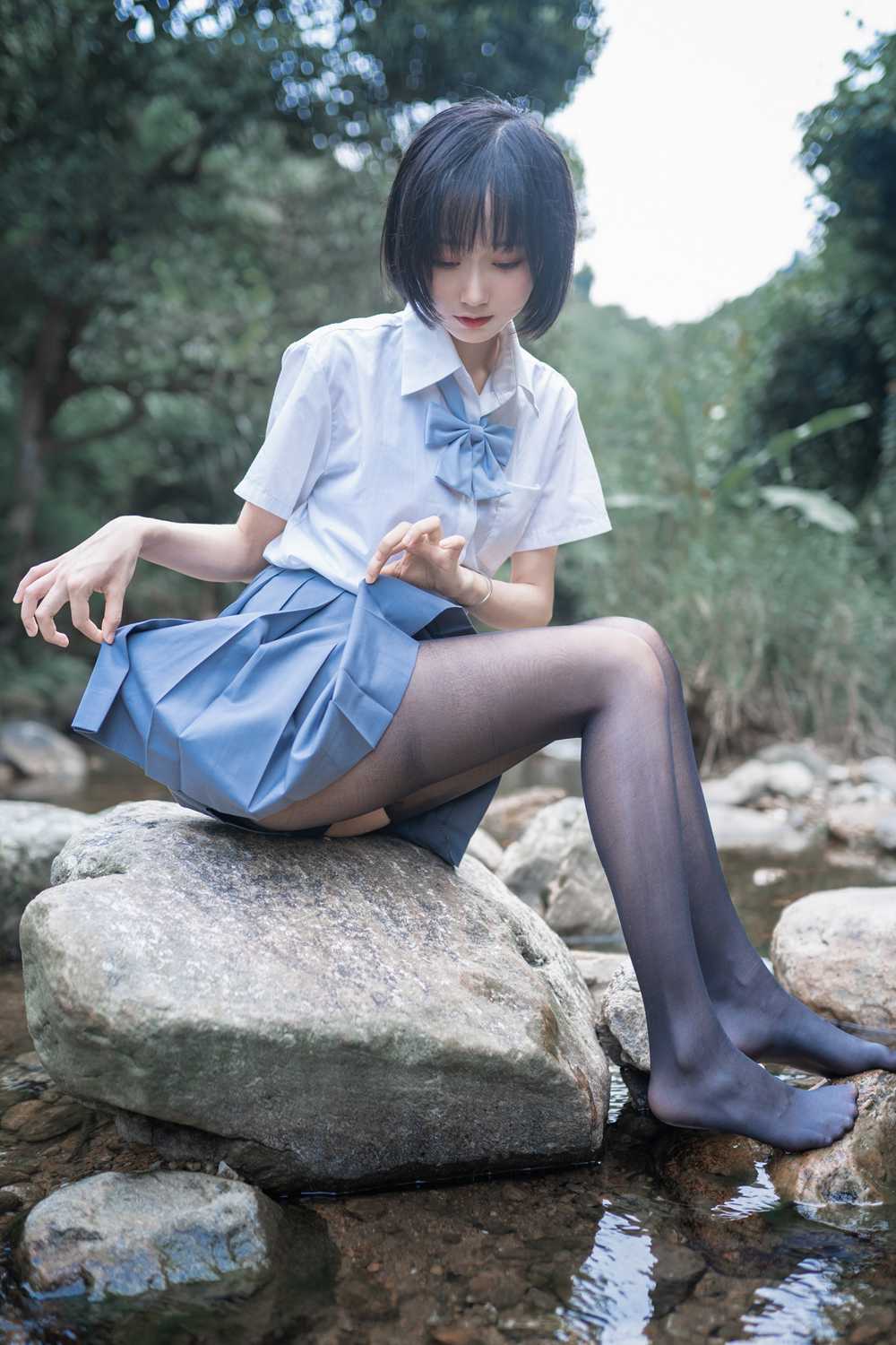 网荭Coser@木绵绵OwO 水色溪边至服 在现浏览第8张