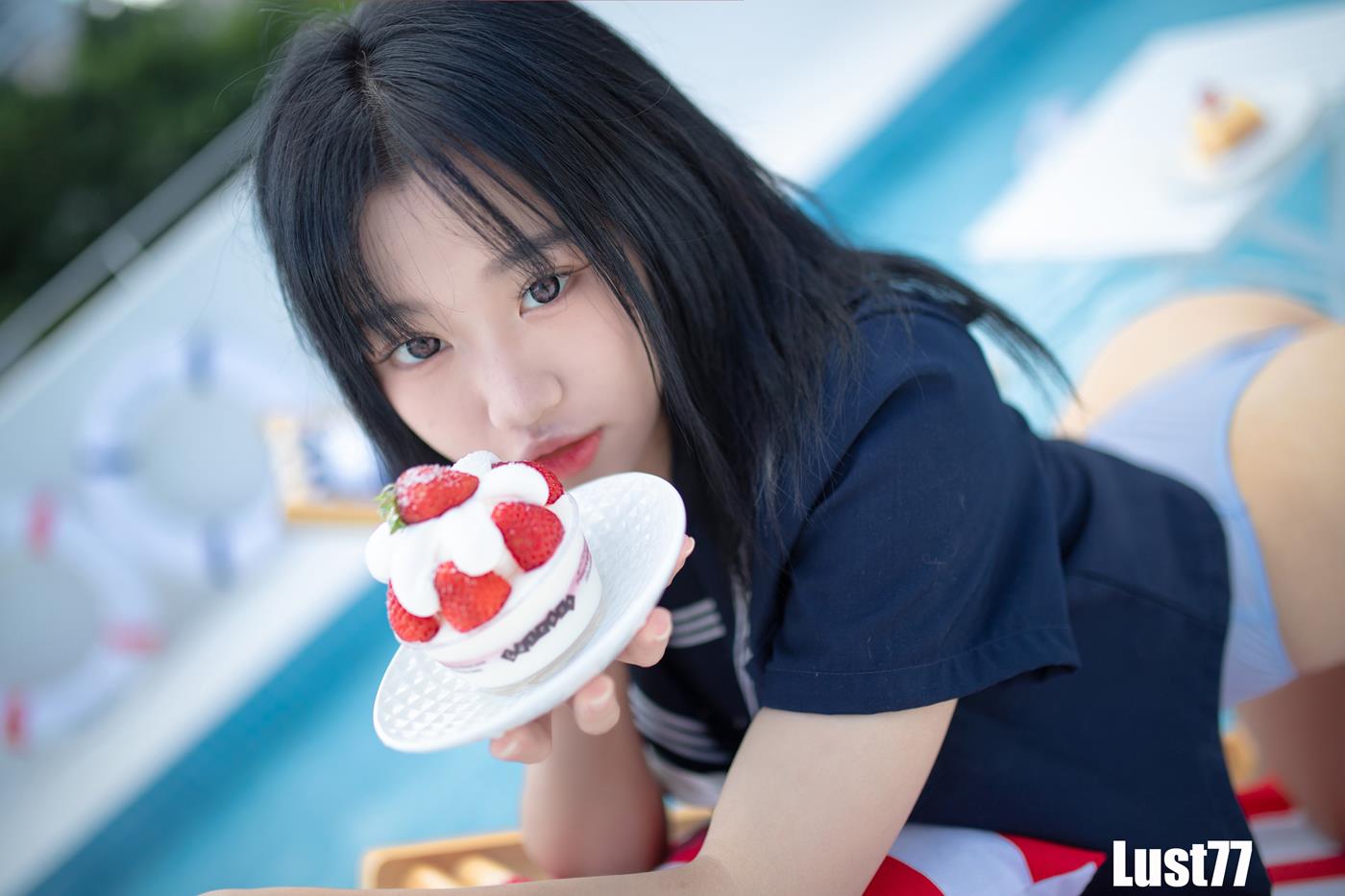 人气Coser@柒柒要乖哦 清凉夏日 [22P]第5张