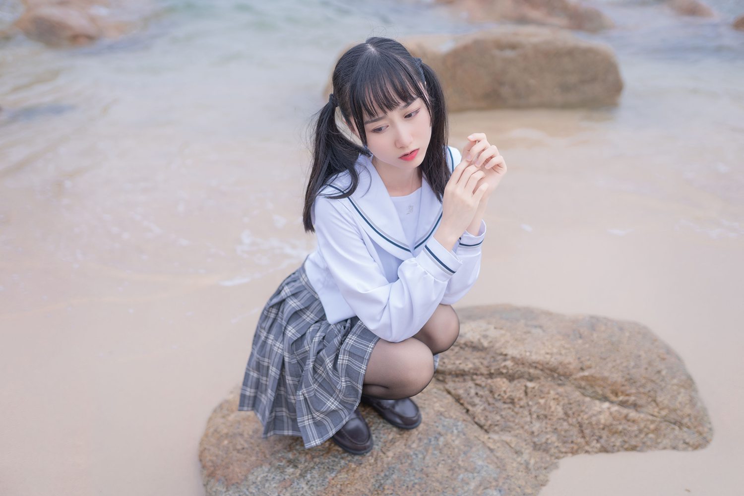 网荭Coser@木绵绵OwO 海边JK 在现浏览第5张