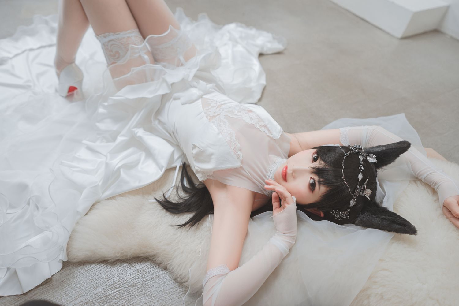 网荭Coser@面饼仙儿 爱宕花嫁 在现浏览第2张